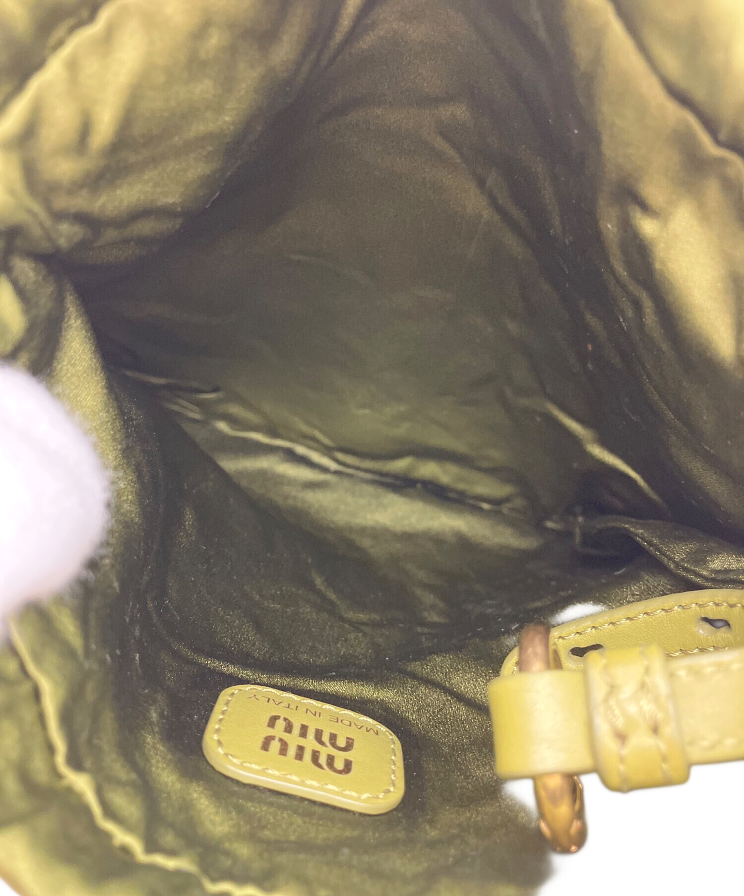 中古・古着通販】MIU MIU (ミュウミュウ) ダッチェスサテンポーチ