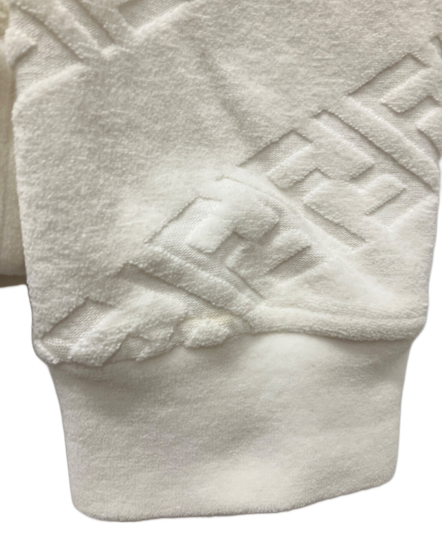 中古・古着通販】FENDI (フェンディ) ズッカ柄スウェット ホワイト