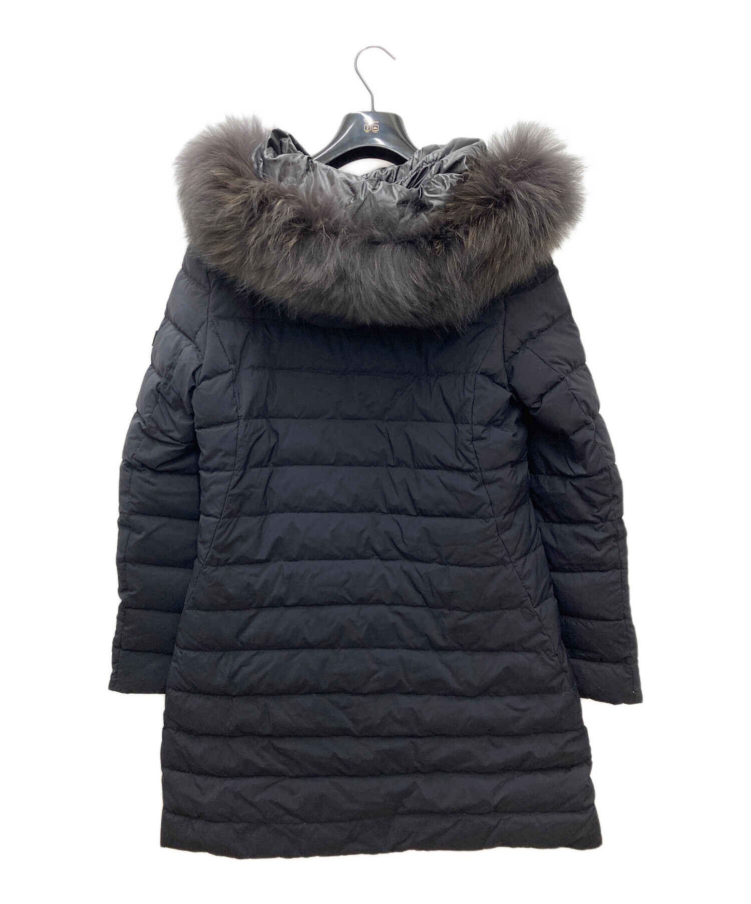 中古・古着通販】TATRAS (タトラス) ISERAリバーシブルダウン 中古・古着通販】TATRAS (タトラス) ISERAリバーシブルダウン