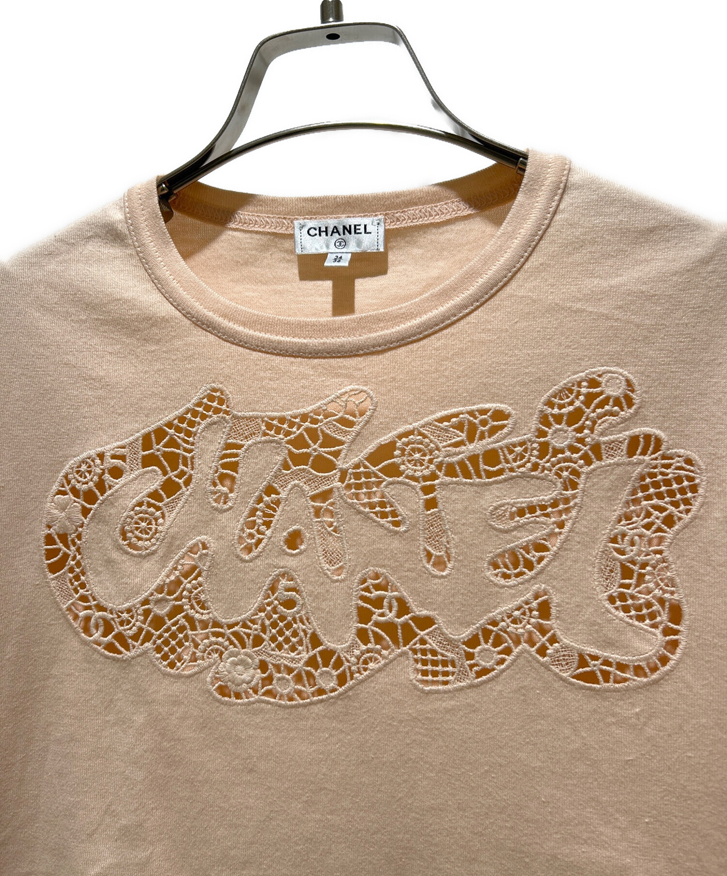 中古・古着通販】CHANEL (シャネル) カットワーク刺繍Tシャツ サーモン