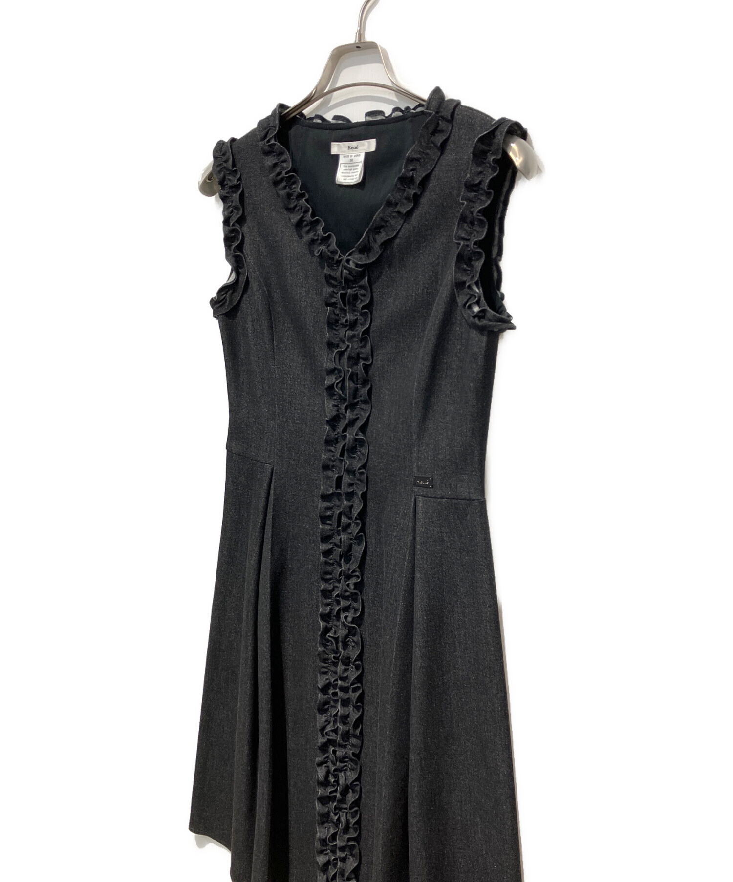 美品☆ルネ　ニットワンピース フリル　レース フレア ノースリーブ　ストレッチ 中古・古着通販】Rene (ルネ) ストレッチフリルN/Sワンピース ブラック