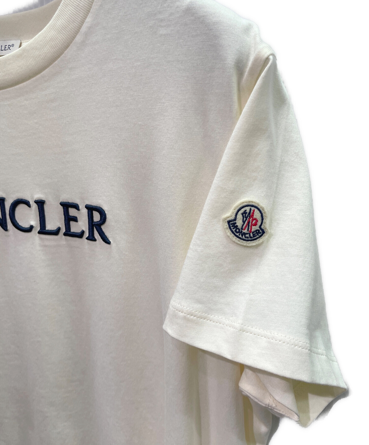 中古・古着通販】MONCLER (モンクレール) Tシャツ オフホワイト サイズ