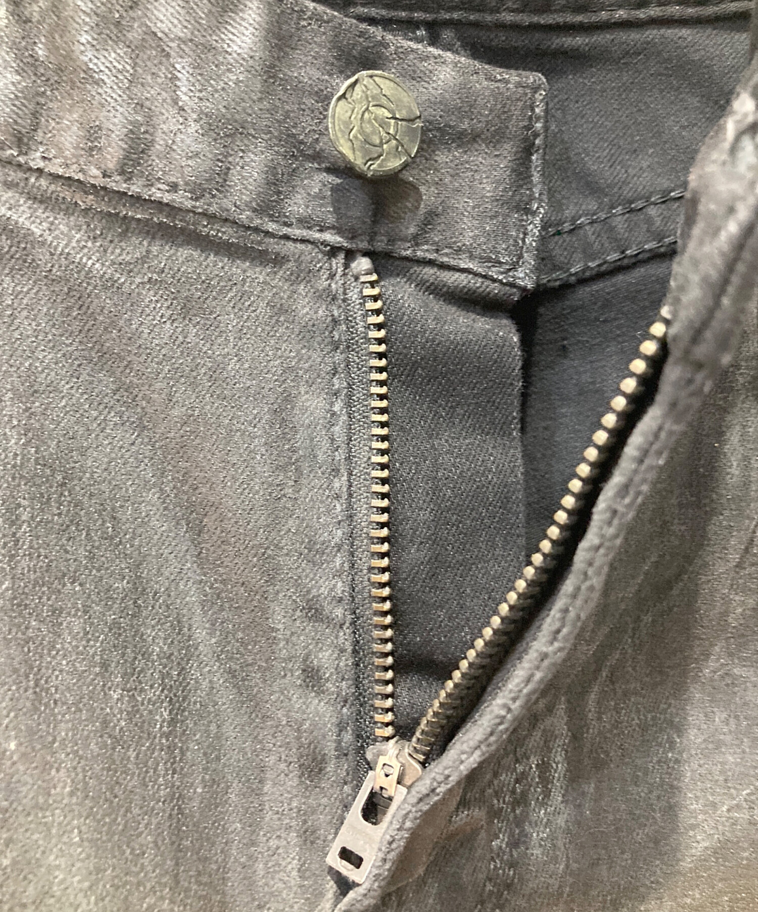 中古・古着通販】FUGA (フーガ) 裾ジップコーティングデニムパンツ