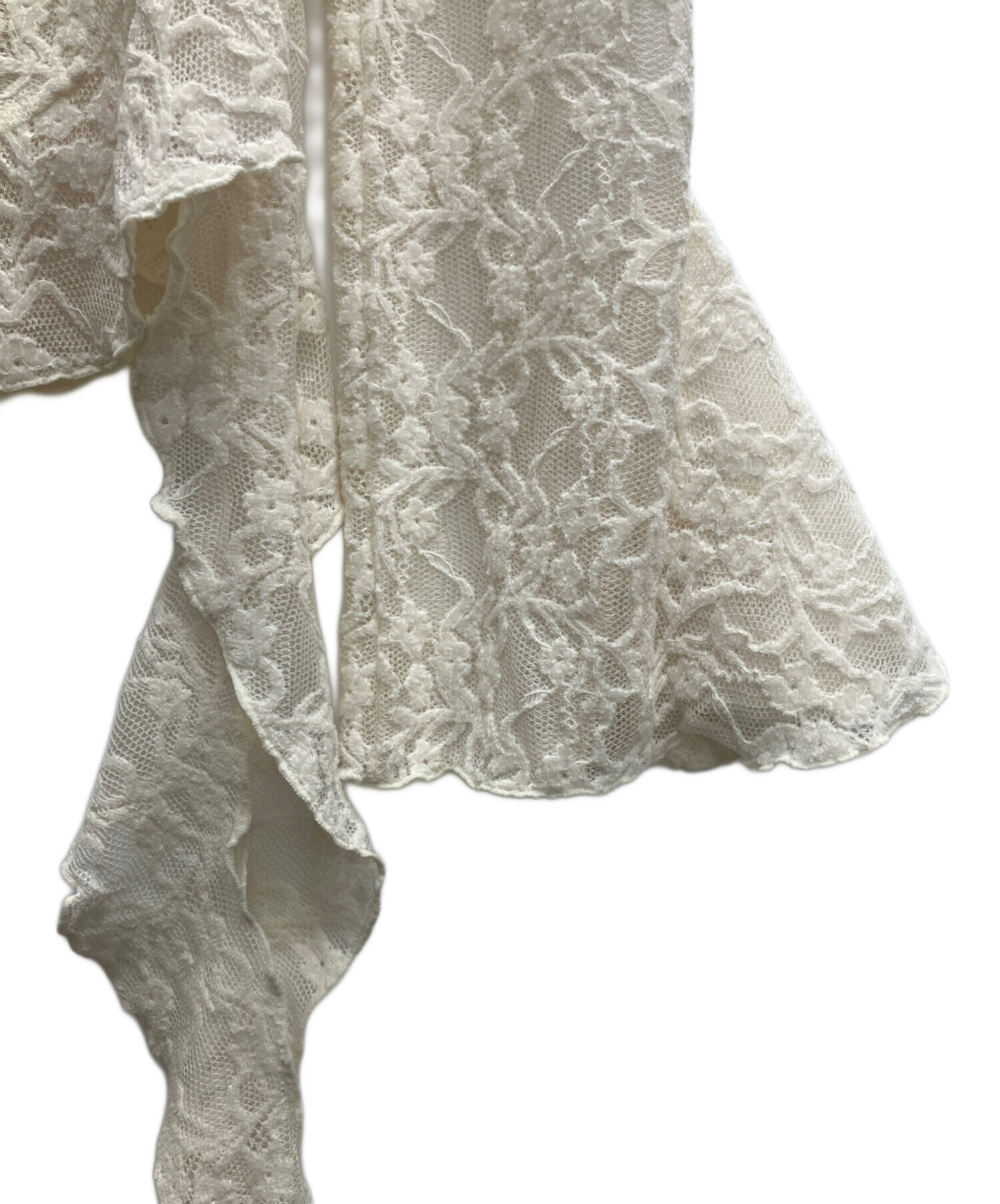 中古・古着通販】AMERI (アメリ) UND 2WAY CUT LACE FRILL TOP