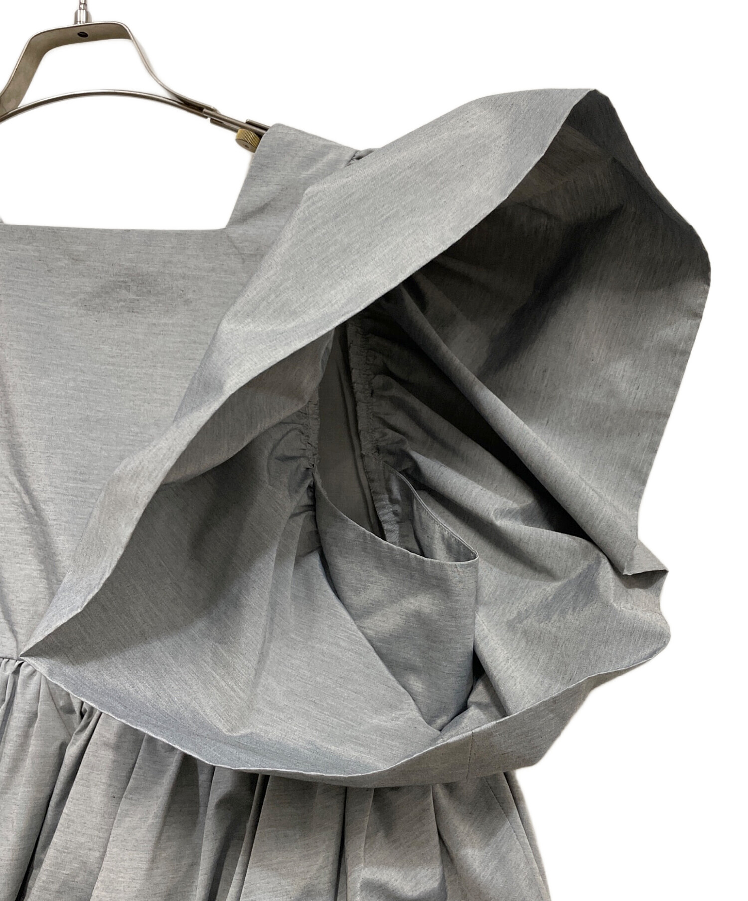 roughlow ラフローBalloon Blouseバルーンブラウス 中古・古着通販】roughlow (ラフロー) balloon blouse(バルーン