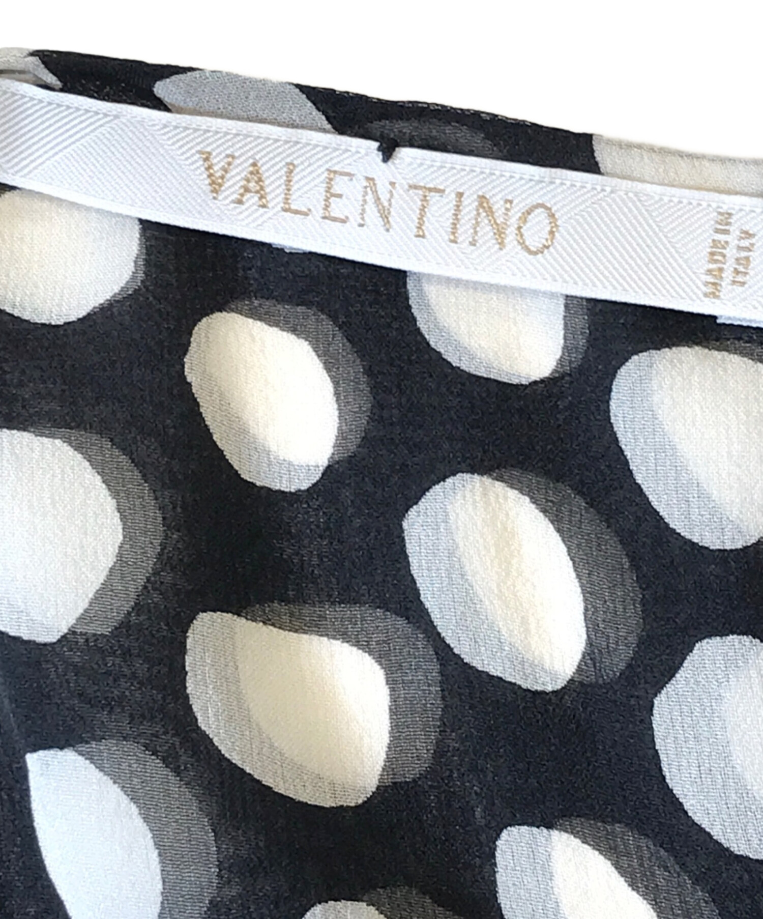 中古・古着通販】VALENTINO (ヴァレンティノ) シルクノースリーブ