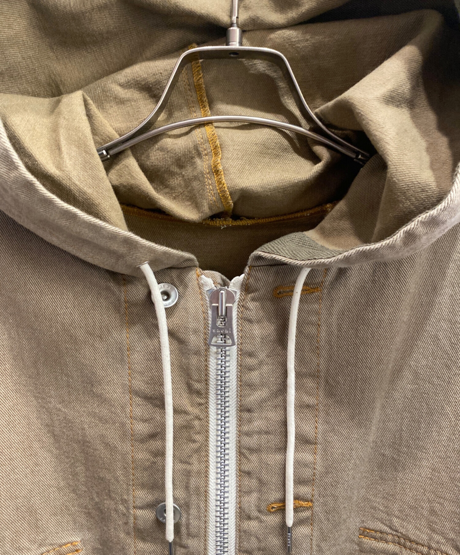 ジャケット・アウター sacai Denim Hoodie 中古・古着通販】sacai (サカイ) Denim Hoodie ブラウン サイズ:2
