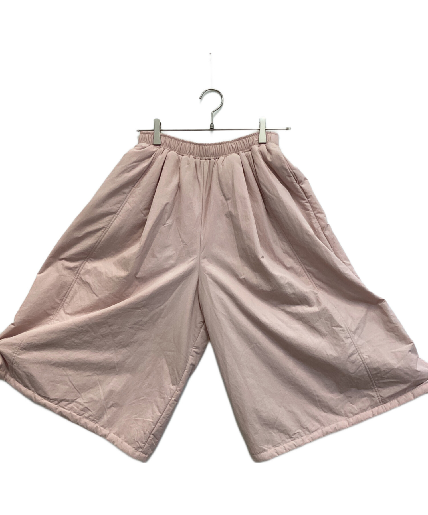 中古・古着通販】machatt (マチャット) 25AW パファーキュロットパンツ 中古・古着通販】machatt (マチャット) 25AW パファーキュロットパンツ