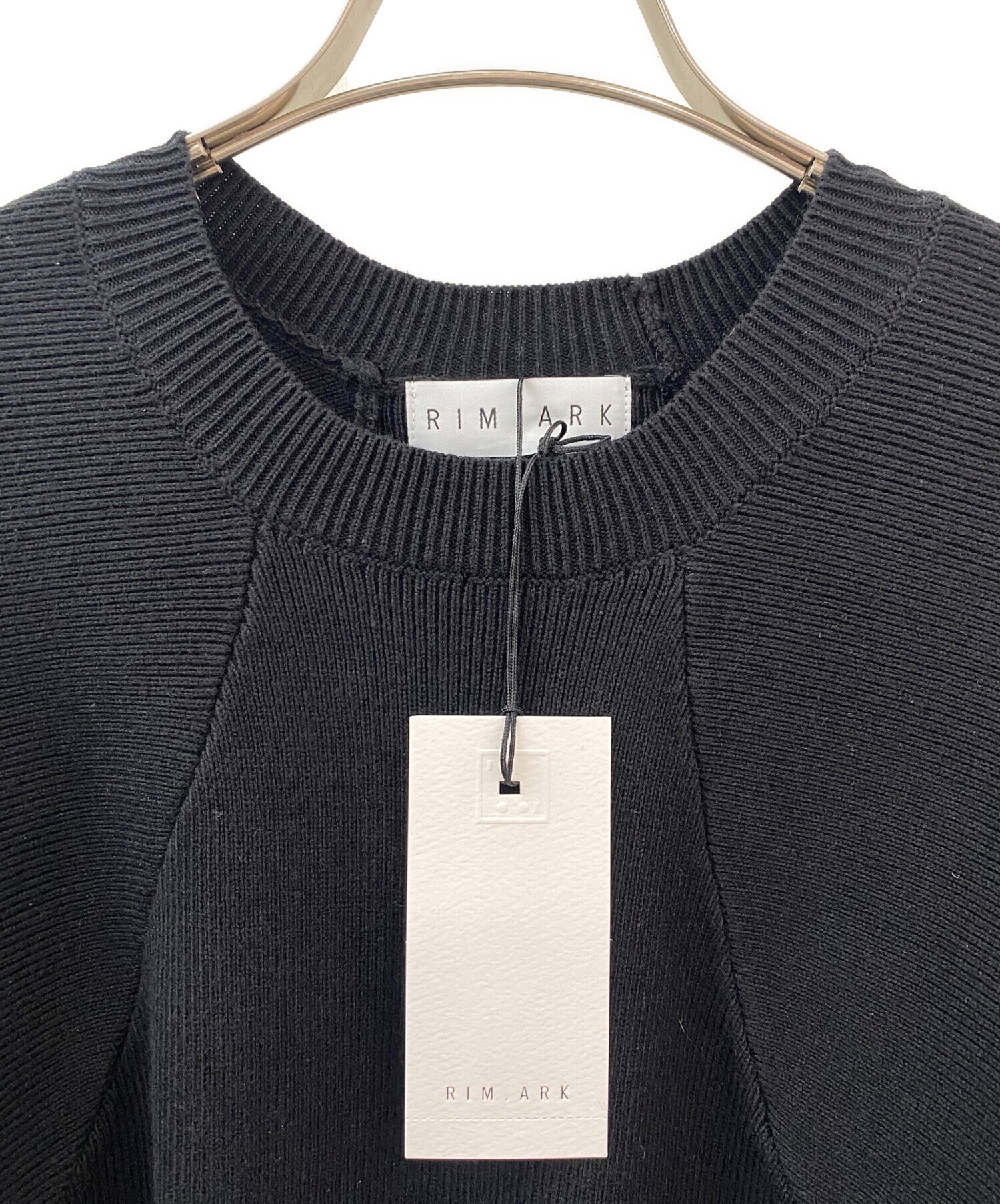 RIM.ARK バックボタンアシメニット 黒 新品未使用 タグ付き 中古・古着通販】RIM.ARK (リムアーク) Elastic touch basic knit