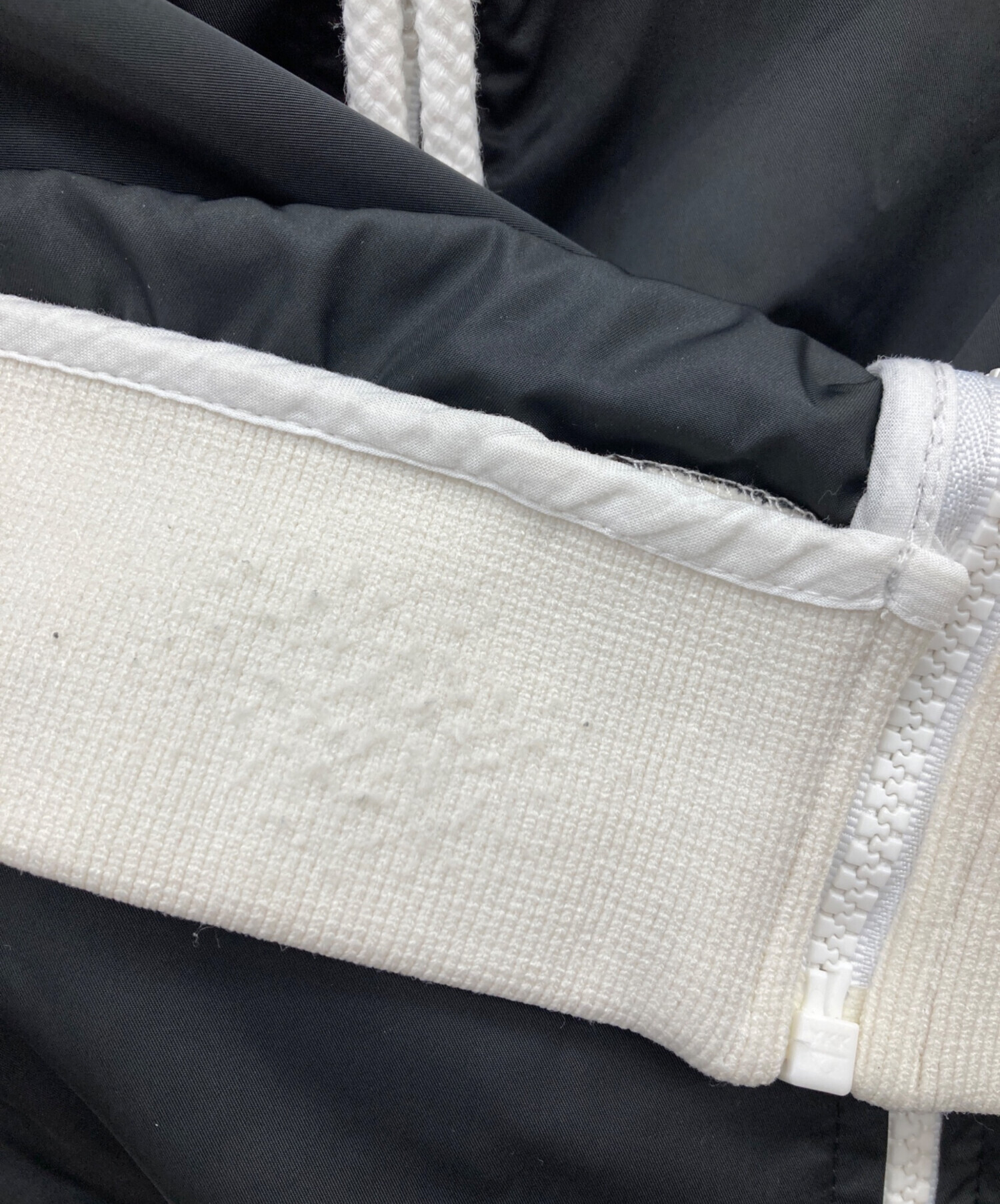 中古・古着通販】MAISON KITSUNE (メゾンキツネ) ナイロンパーカー