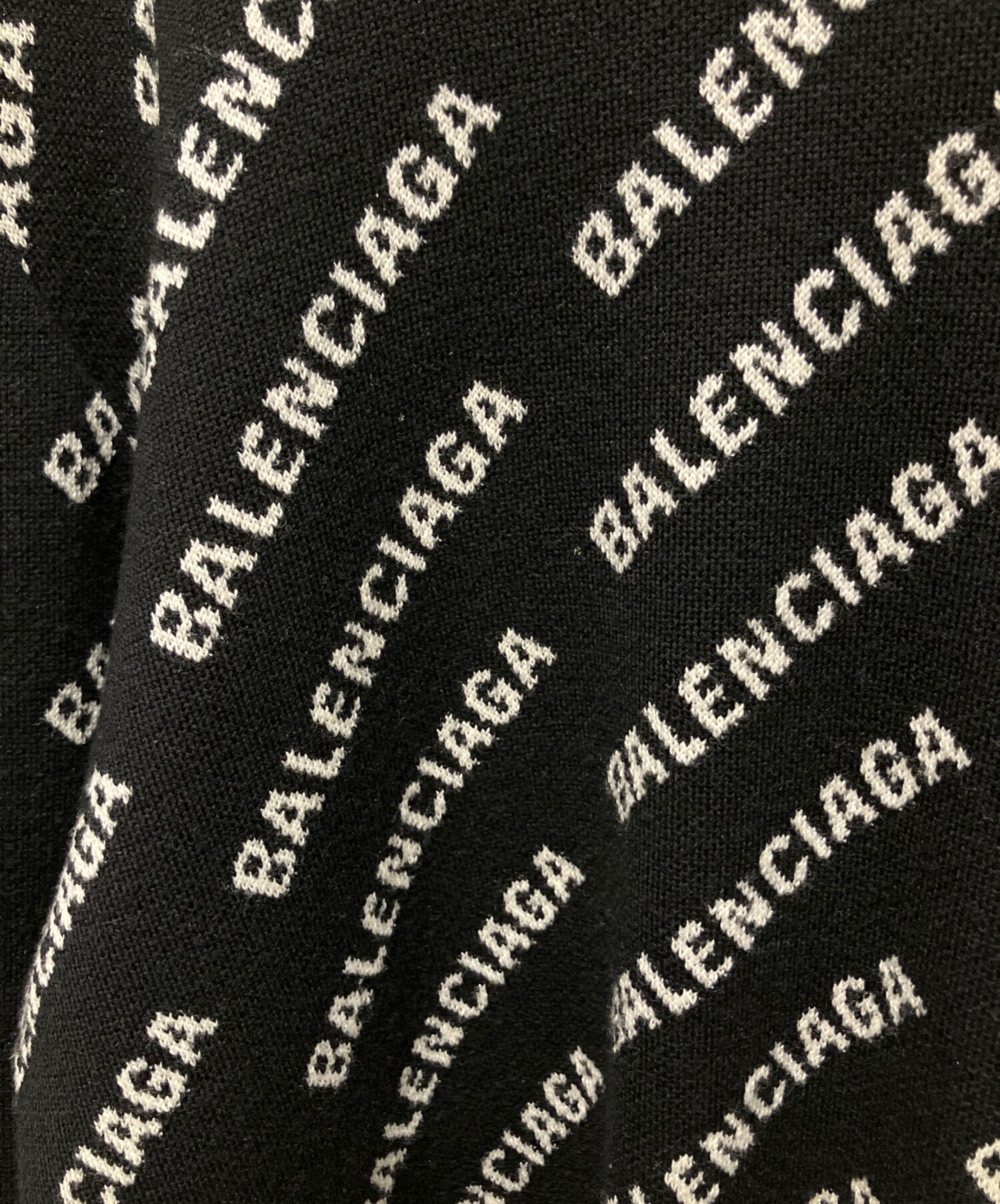 BALENCIAGA ウール オールオーバー コート ロゴ 中古・古着通販】BALENCIAGA (バレンシアガ) All-over logo knit