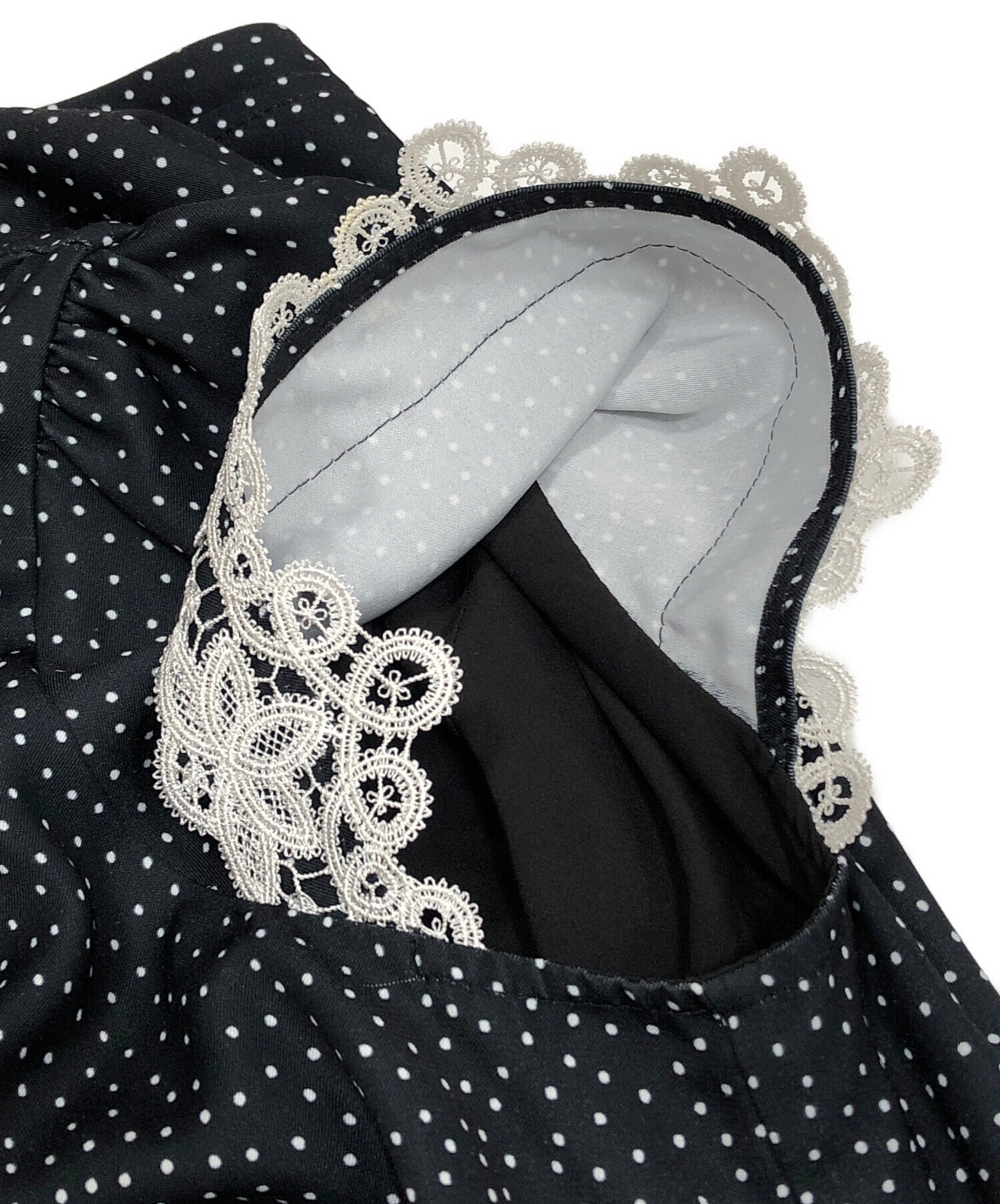ワンピース herlipto Polka-Dot Lace-Trim Dress 中古・古着通販】Her lip to (ハーリップトゥ) Polka-Dot Lace-Trim
