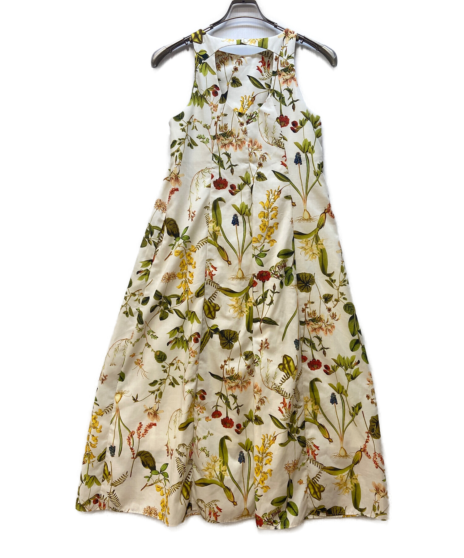 【美品】Mila Owen ボタニカルプリントソリッドワンピース 1サイズ 中古・古着通販】Mila Owen (ミラオーウェン) ボタニカルプリント