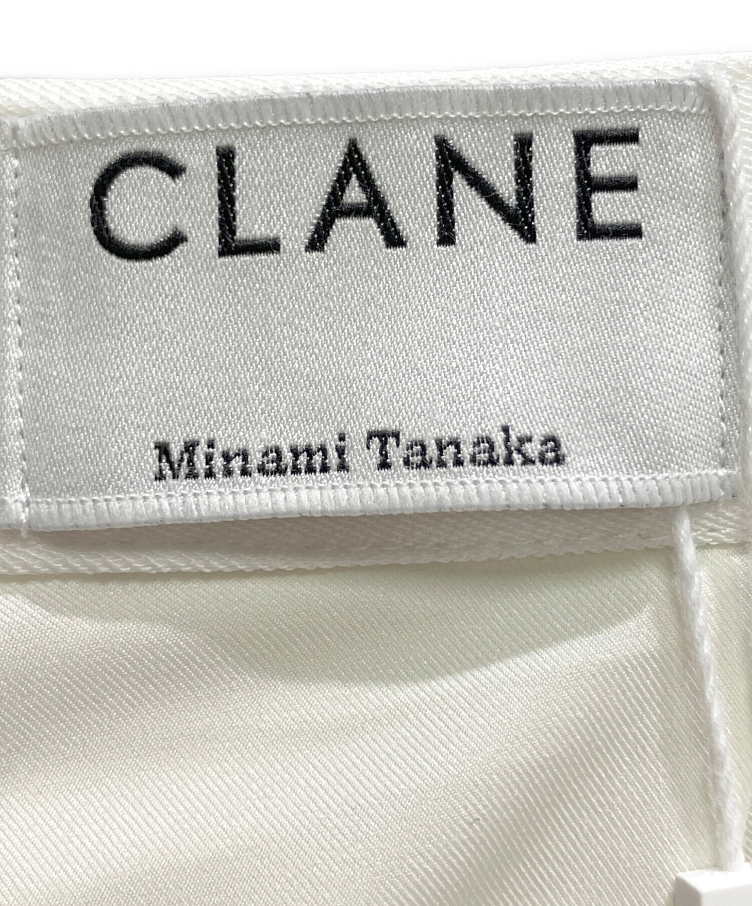 中古・古着通販】CLANE (クラネ) MINAMI TANAKA SLASH TUCK