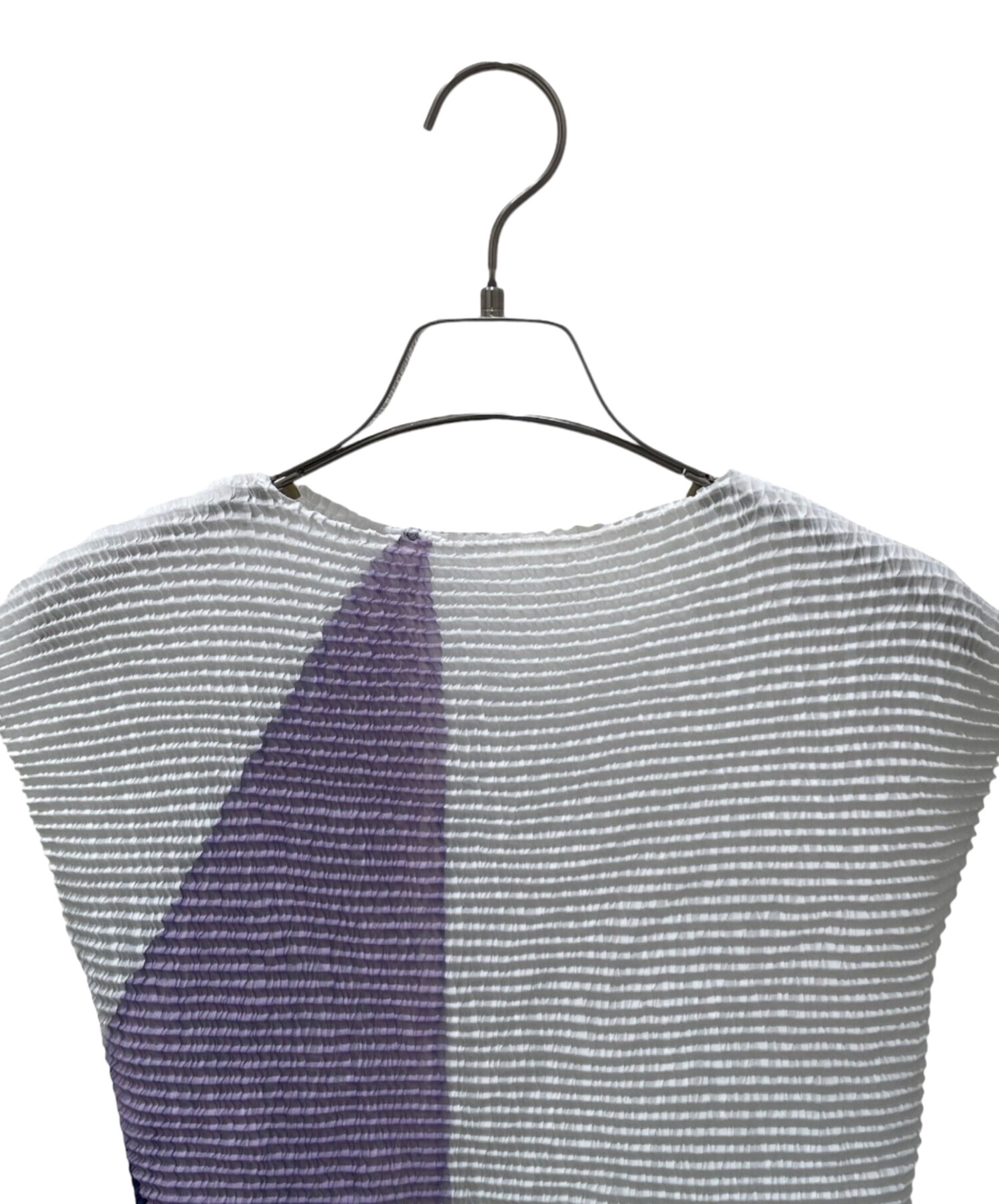 中古・古着通販】ISSEY MIYAKE (イッセイミヤケ) ノースリーブプリーツ