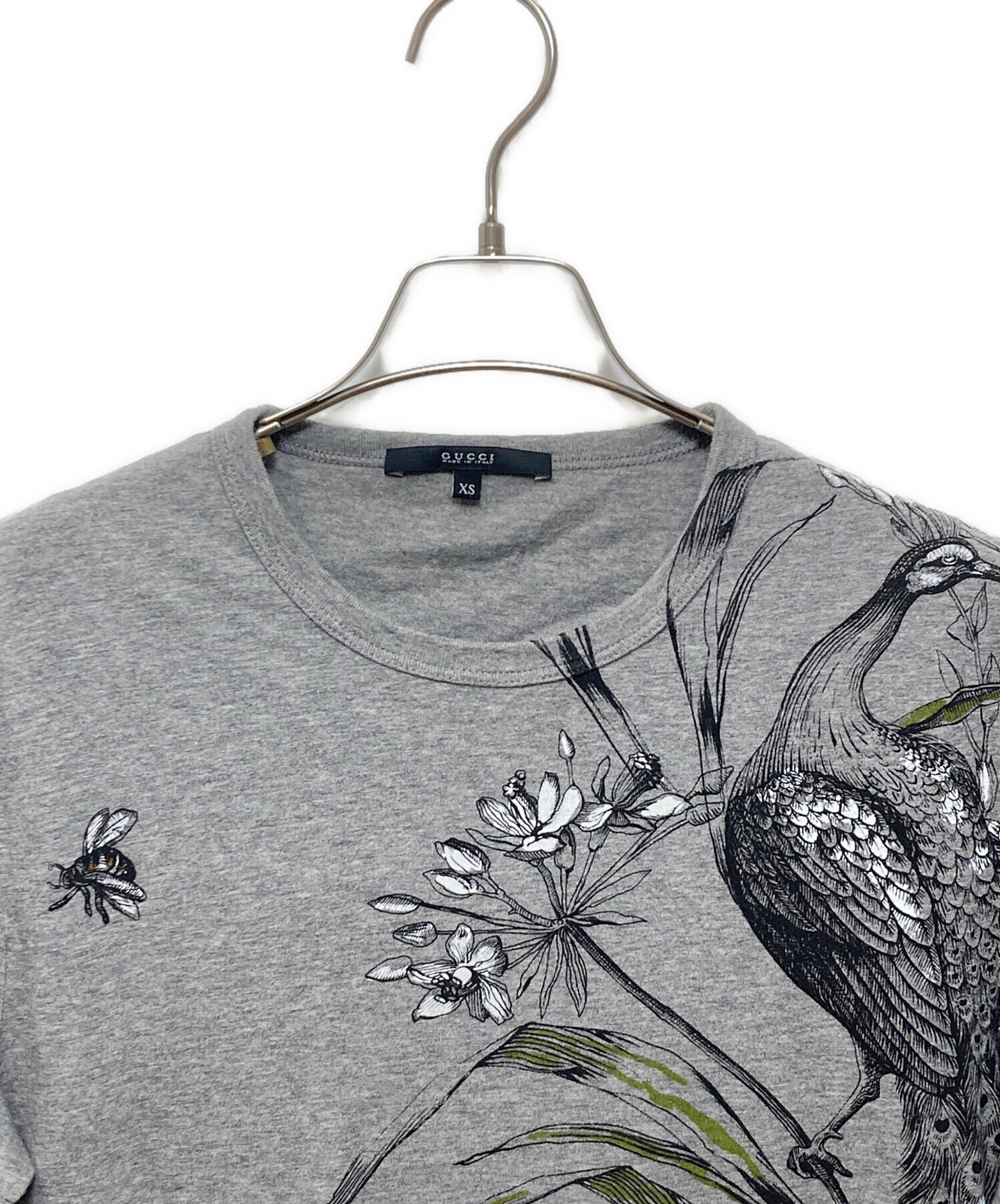 GUCCI グッチホースプリント Tシャツ グレー Sサイズ 中古・古着通販】GUCCI (グッチ) 孔雀プリント半袖Tシャツ グレー