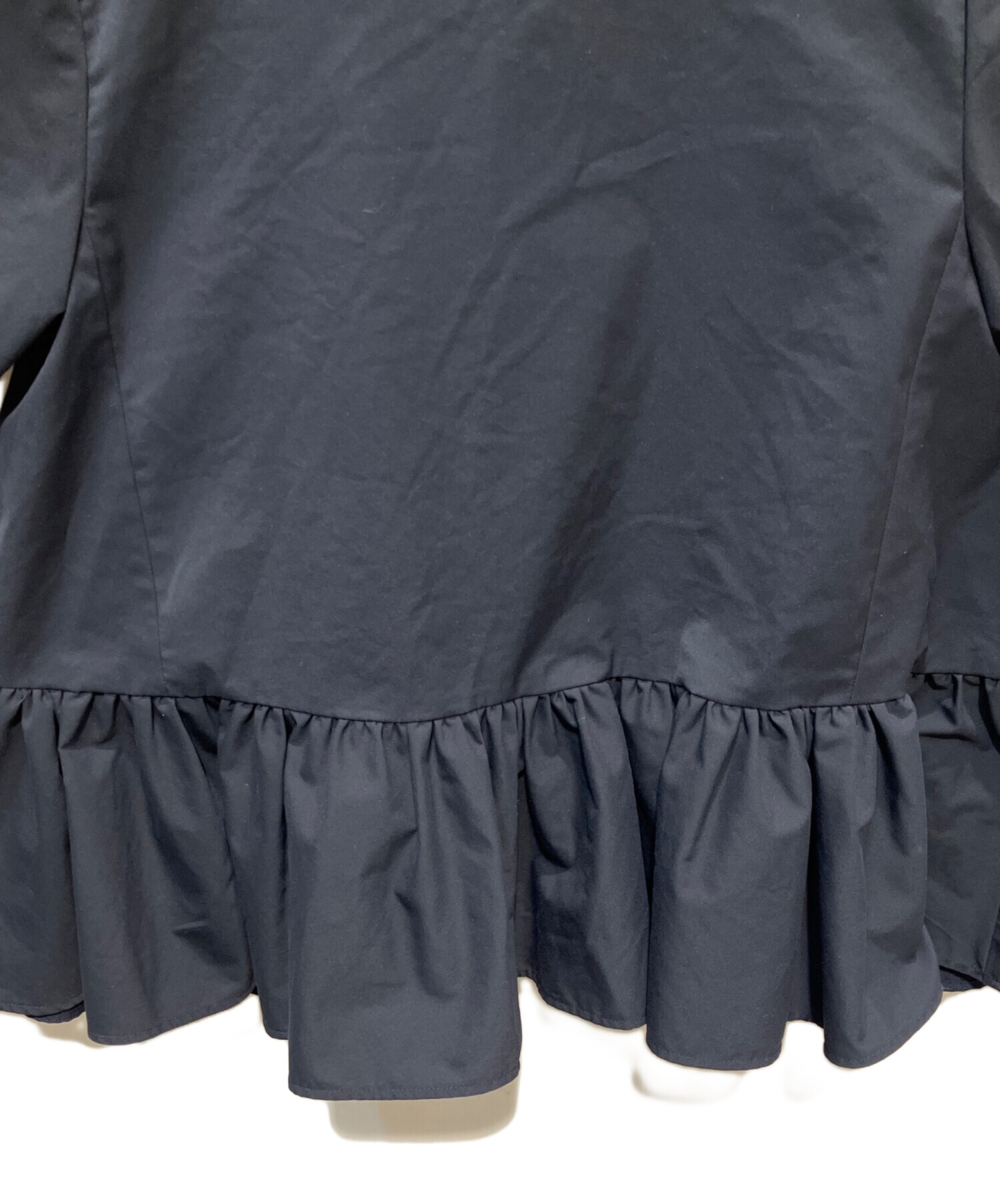 中古・古着通販】yori (ヨリ) ヘムフリルブラウス ブラック サイズ:38 