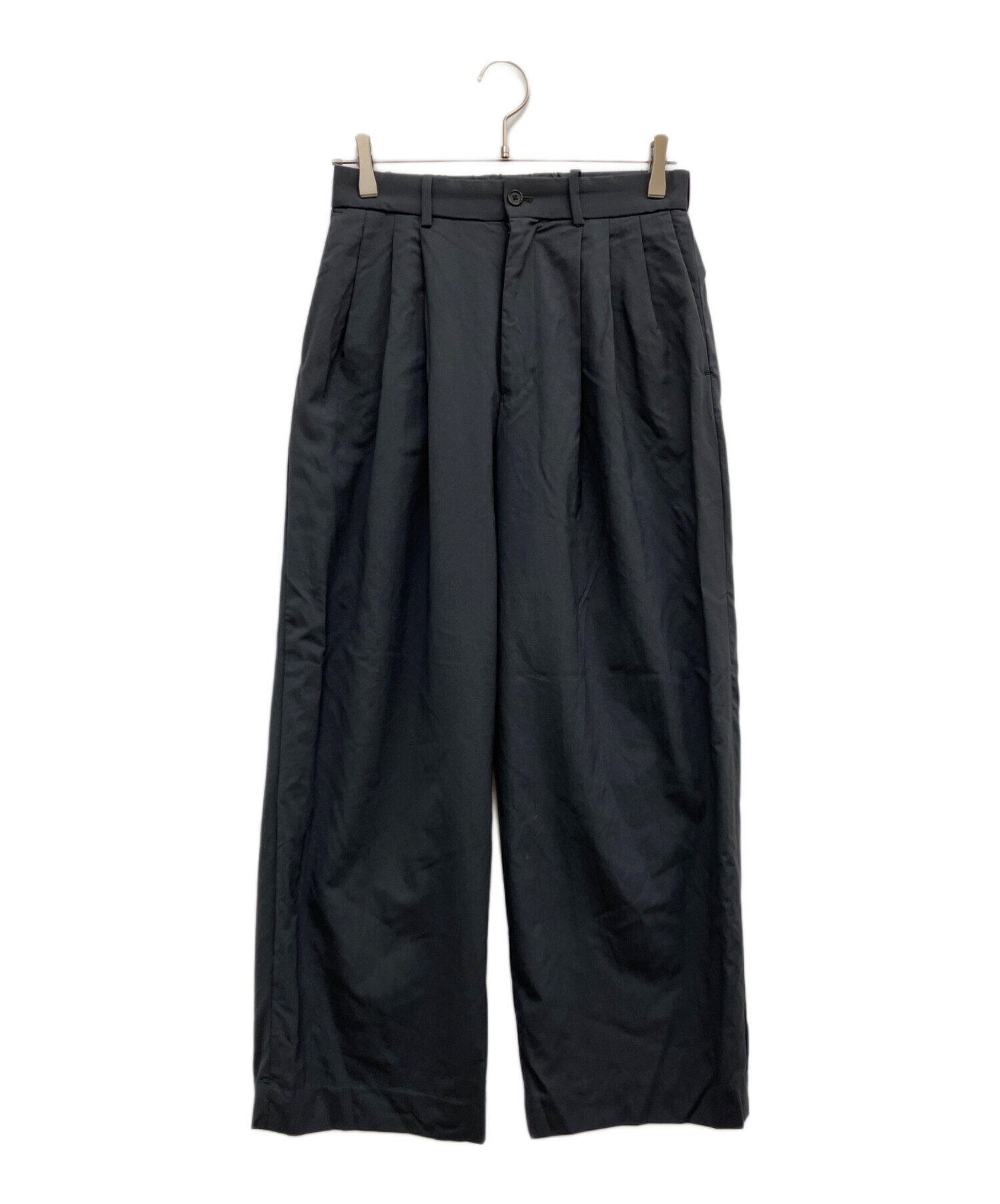 中古・古着通販】MARKAWARE (マーカウェア) TRIPLE PLEATED WIDE