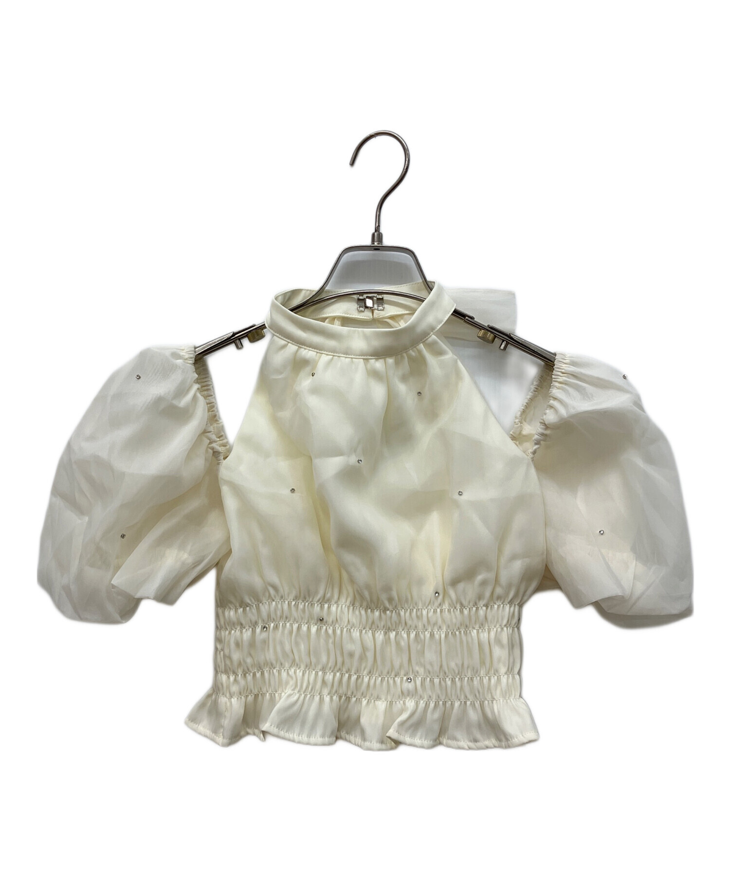 トップス Mmeeme Puff sleeve shirring cut out top 中古・古着通販】M me eme (エムミーエメ) Puff sleeve shirring cut