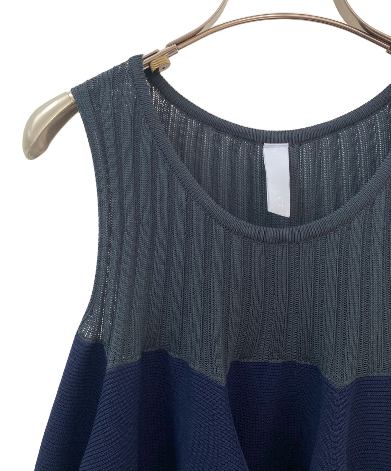 中古・古着通販】CFCL (シーエフシーエル) POTTERY SLEEVELESS BUST