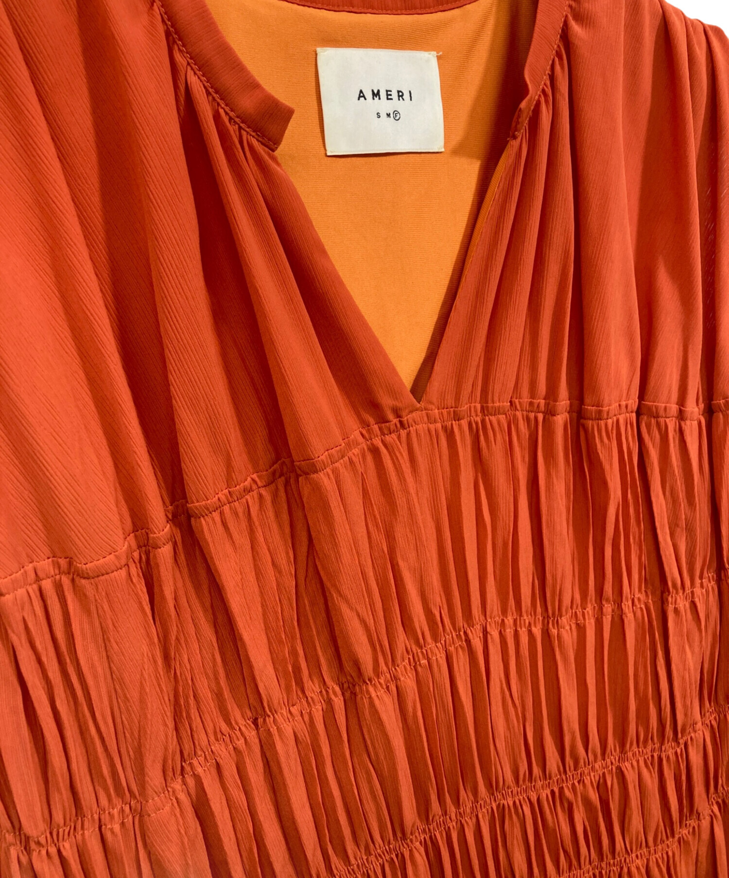 中古・古着通販】Ameri (アメリ) SHIRRING PLEATS NS DRESS オレンジ 