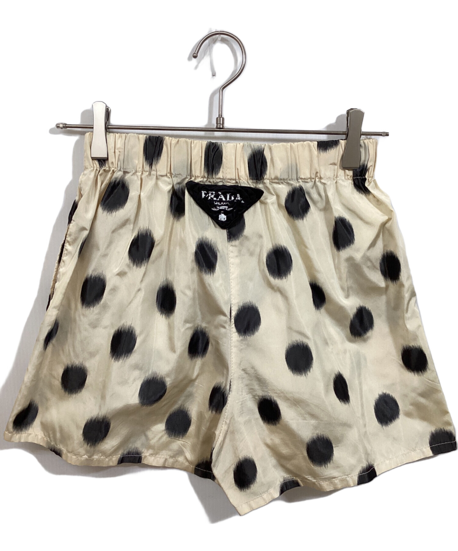 中古・古着通販】PRADA (プラダ) シルクショートパンツ ベージュ