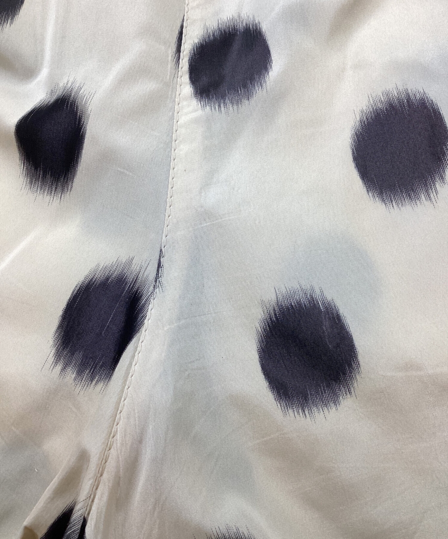 中古・古着通販】PRADA (プラダ) シルクショートパンツ ベージュ