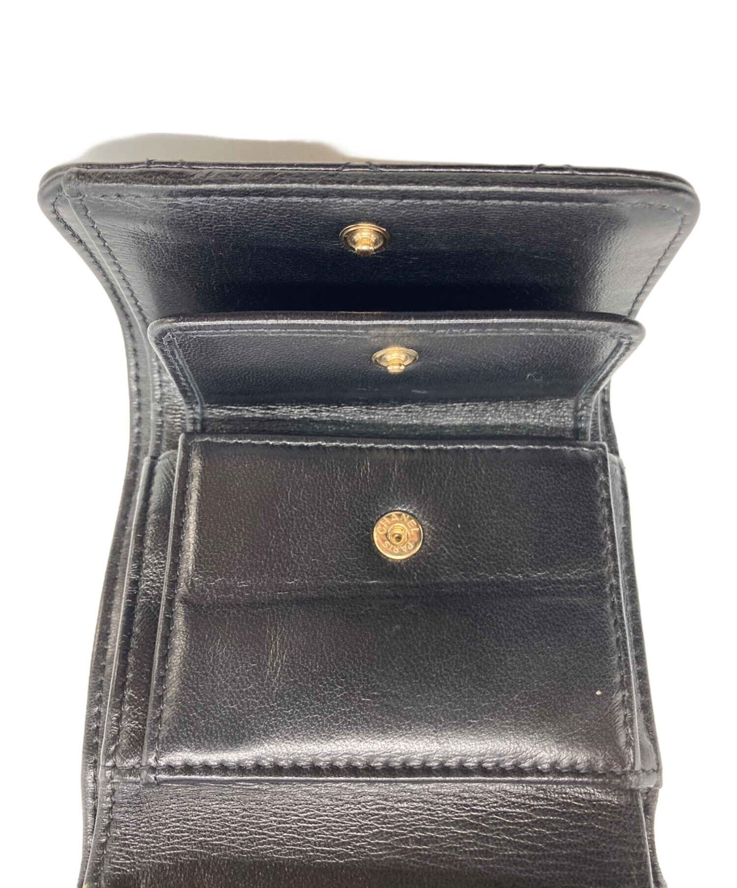 中古・古着通販】CHANEL (シャネル) 3つ折り財布 ブラック｜ブランド