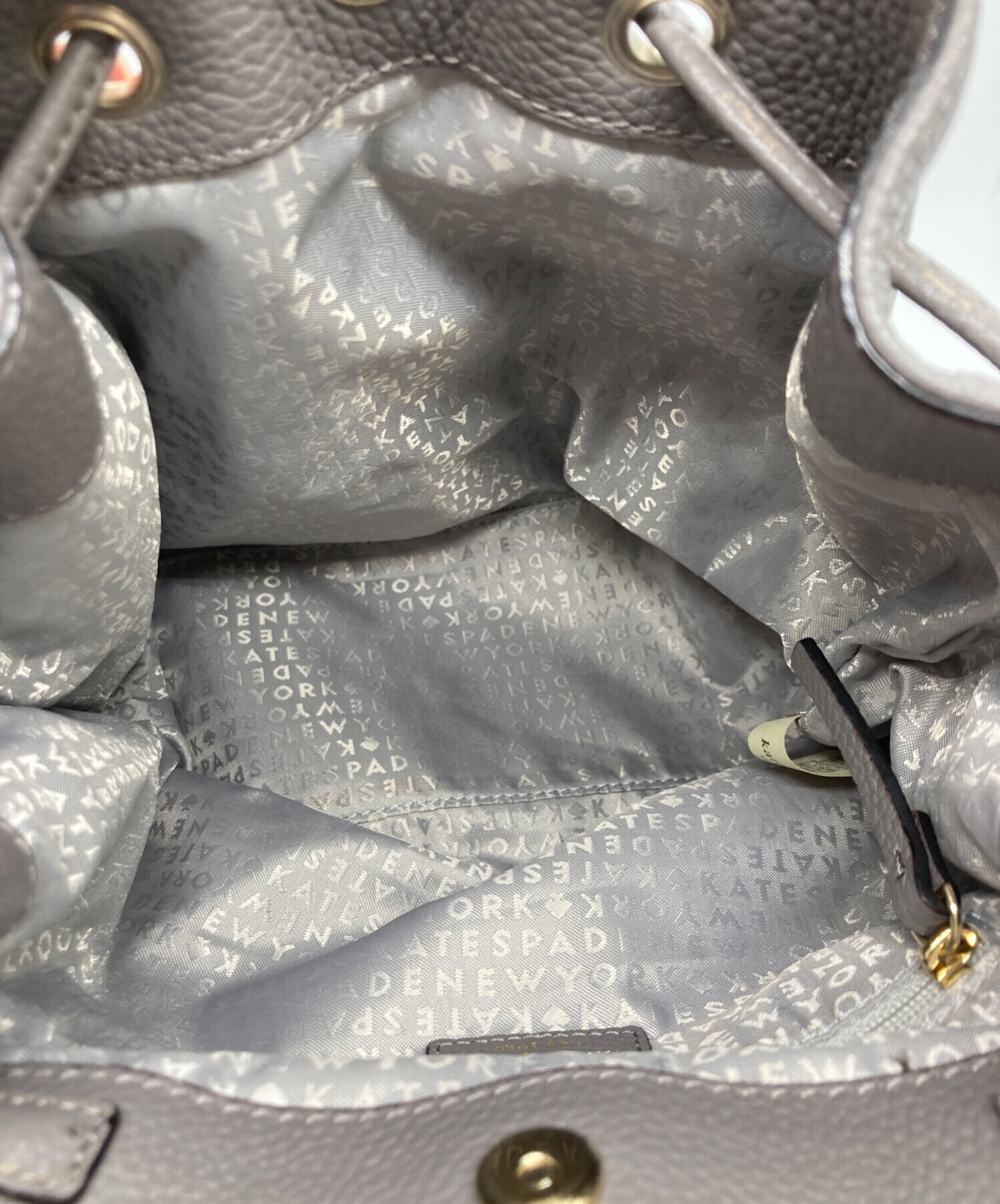 中古・古着通販】Kate Spade (ケイトスペード) 巾着型リュック グレー 