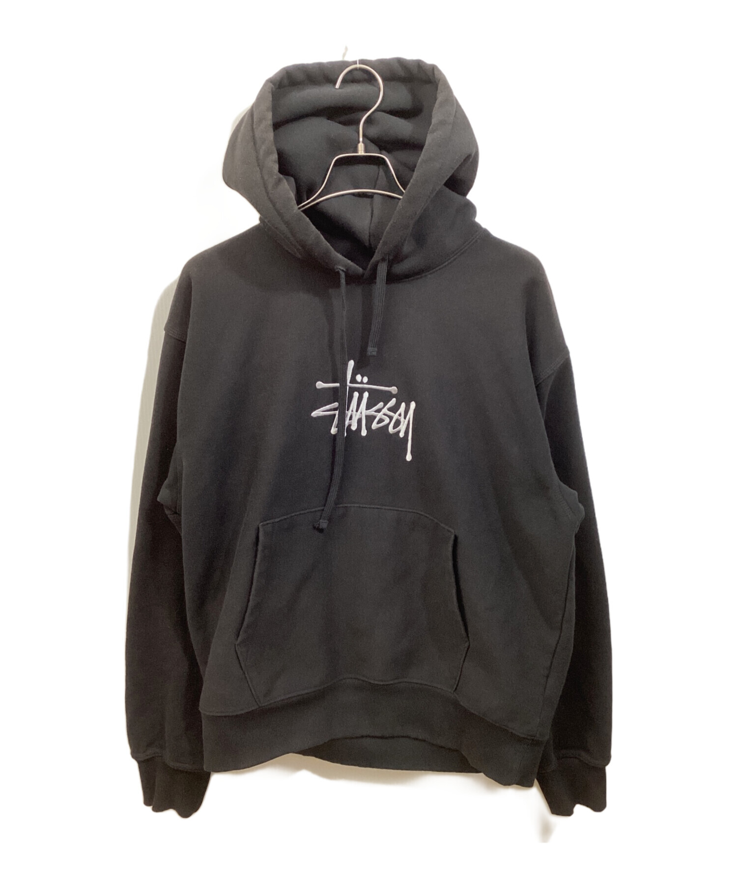 Stüssy ブラックパーカー 即完売モデル　フード刺繍ロゴ 中古・古着通販】stussy (ステューシー) 刺繍ロゴ パーカー ブラック