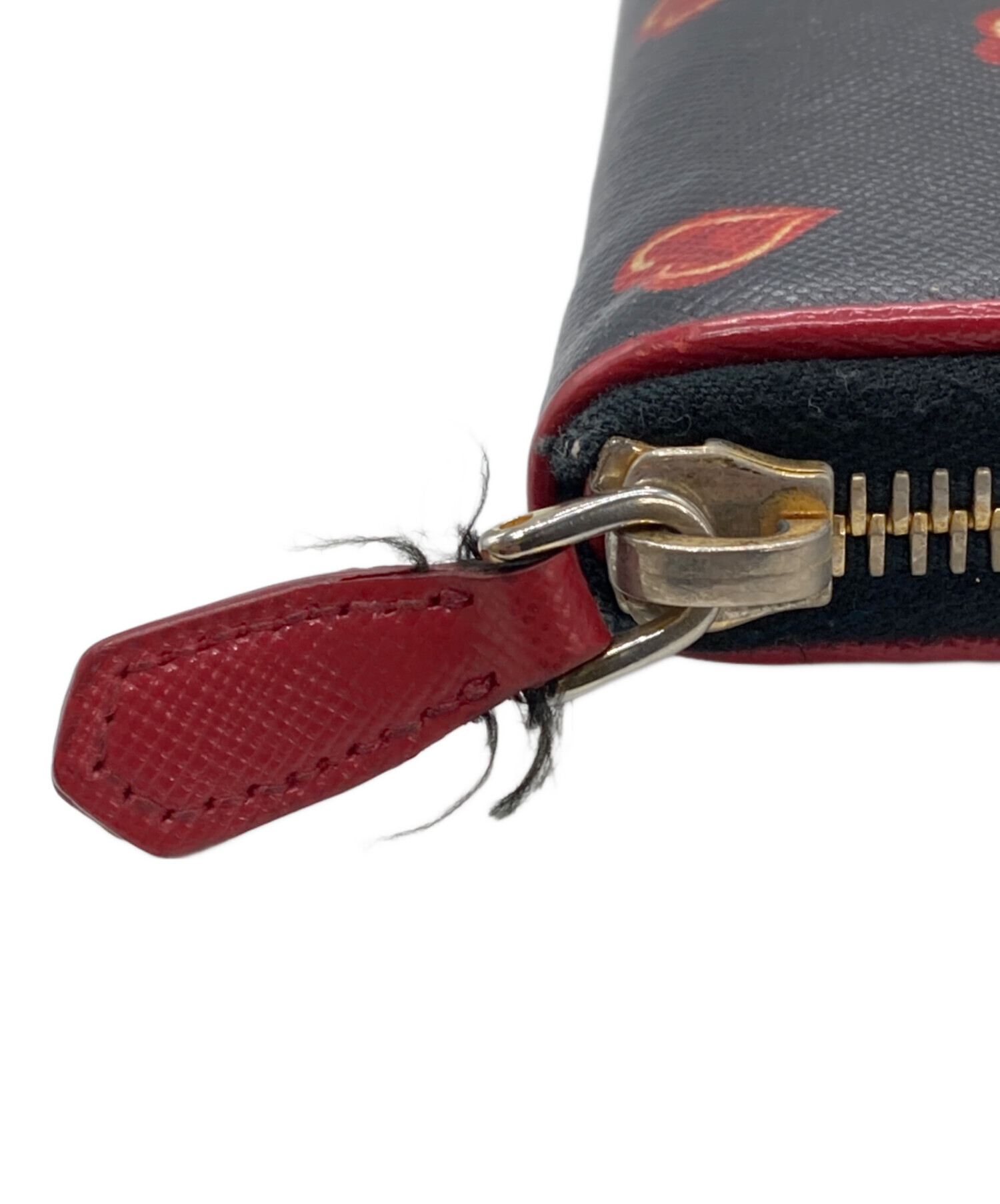 中古・古着通販】PRADA (プラダ) ハート柄長財布 ブラック｜ブランド