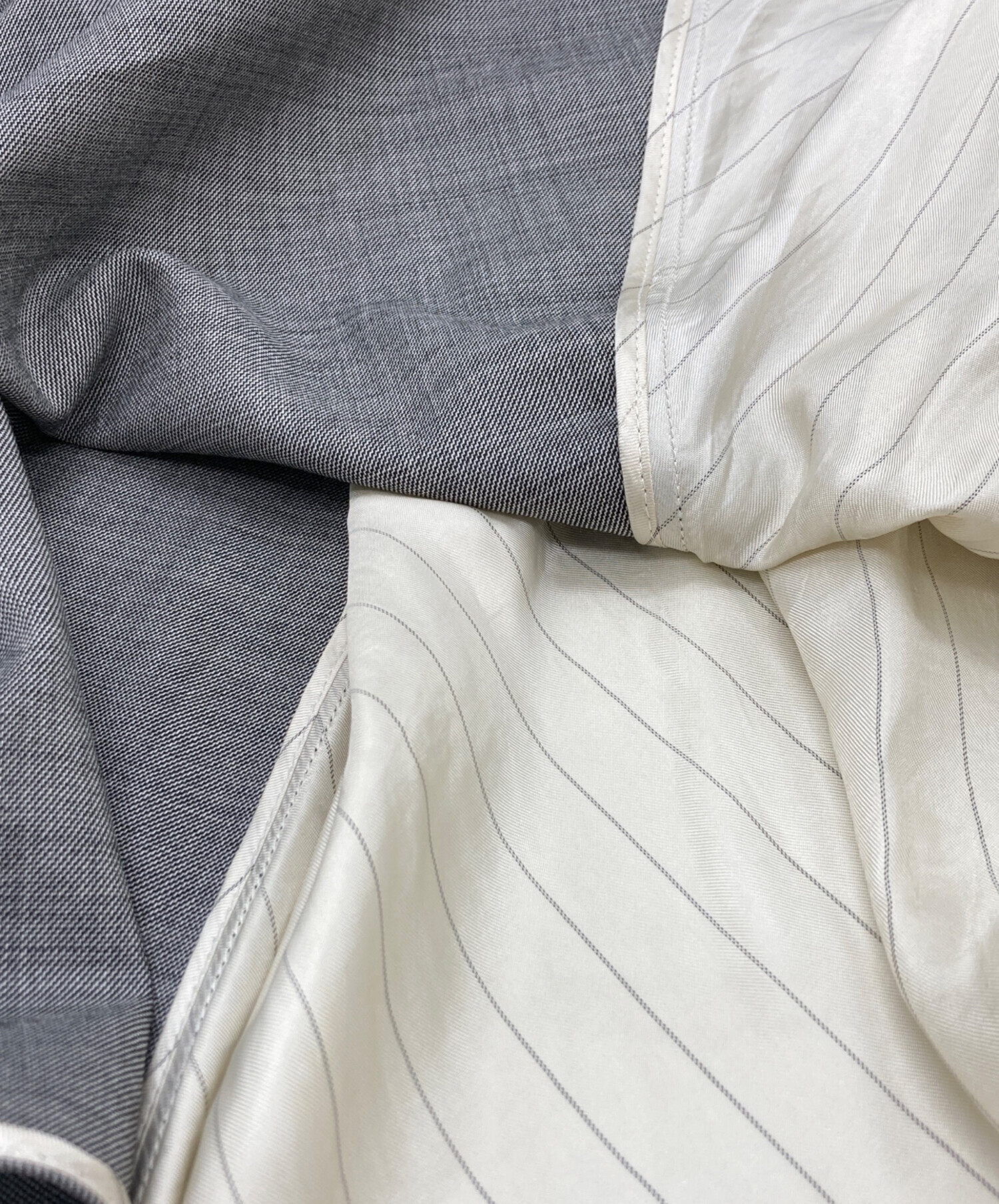 中古・古着通販】PRADA (プラダ) アシンメトリースカート グレー