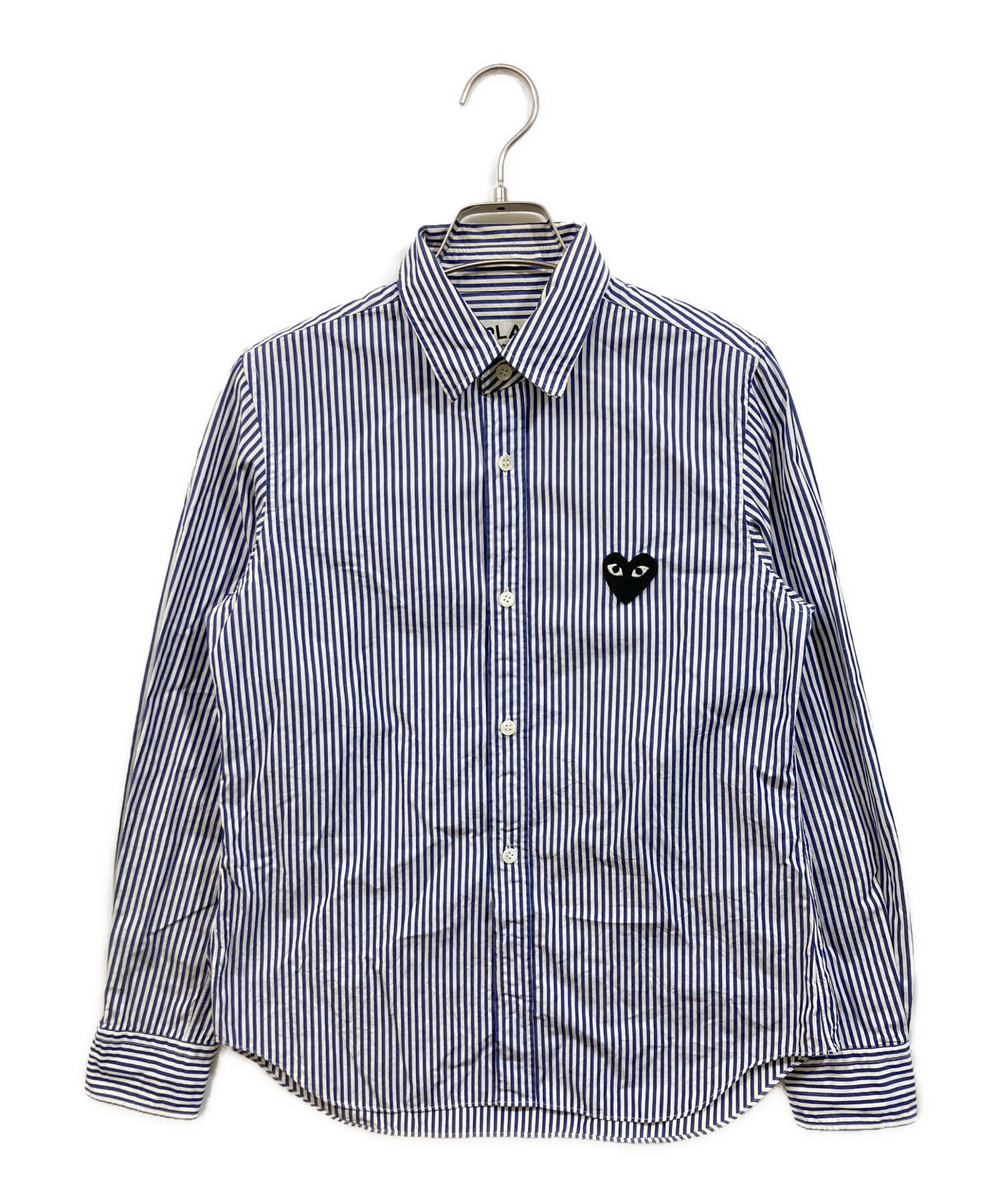 美品 プレイコムデギャルソン ブラックハート ワッペン ストライプ B.Dシャツ 中古・古着通販】PLAY COMME des GARCONS (プレイコムデギャルソン