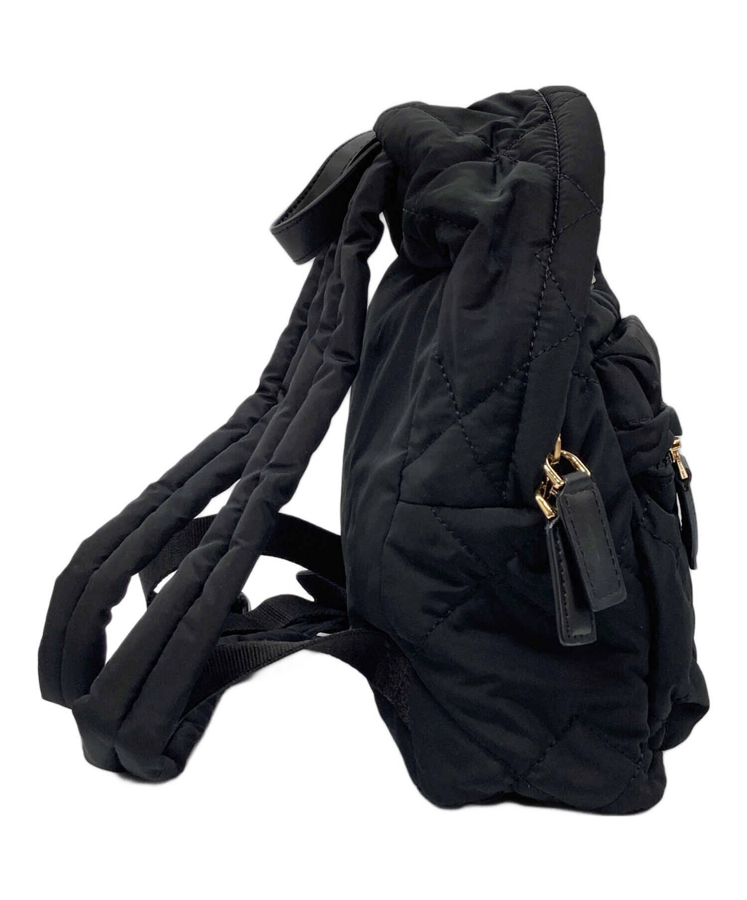 MARC JACOBS⭐︎ キルティング ブラックリュック 中古・古着通販】MARC JACOBS (マークジェイコブズ) キルティング