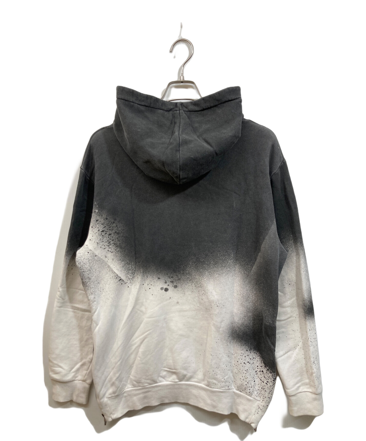 中古・古着通販】BALMAIN (バルマン) グラデーションフロントロゴ