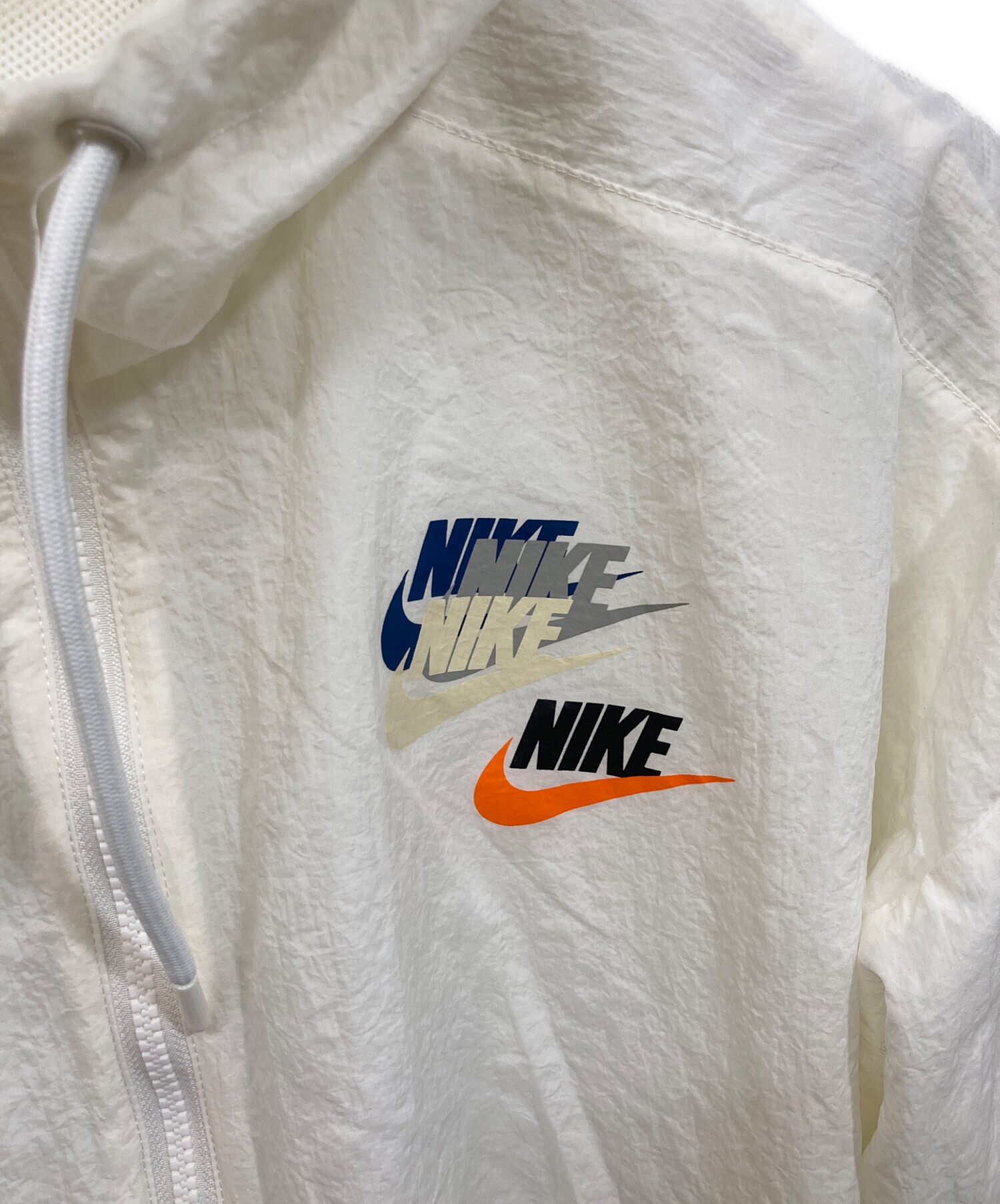 中古・古着通販】NIKE (ナイキ) ナイロンジャケット ホワイト サイズ 