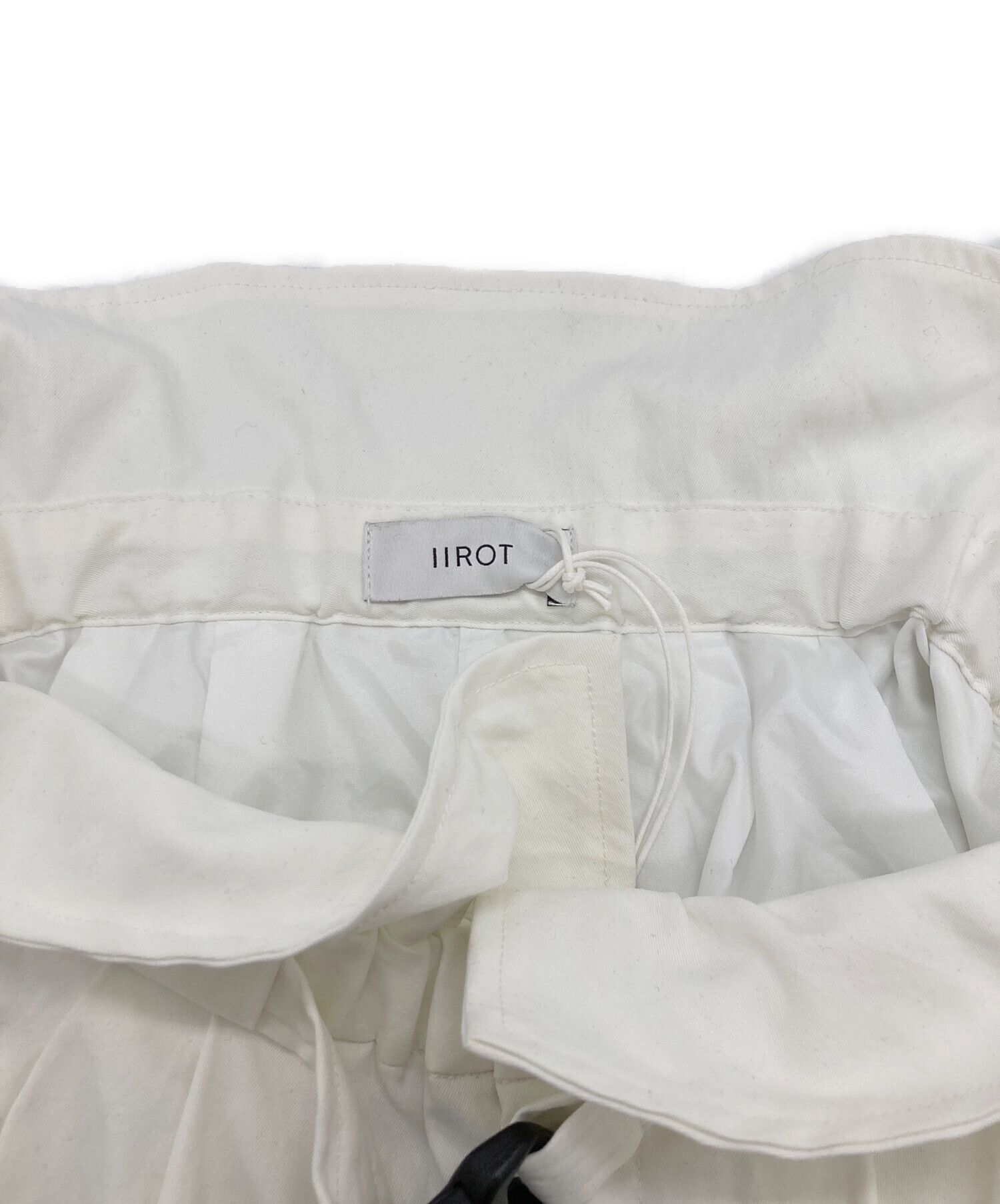 中古・古着通販】IIROT (イロット) High Rise Band Pants ホワイト