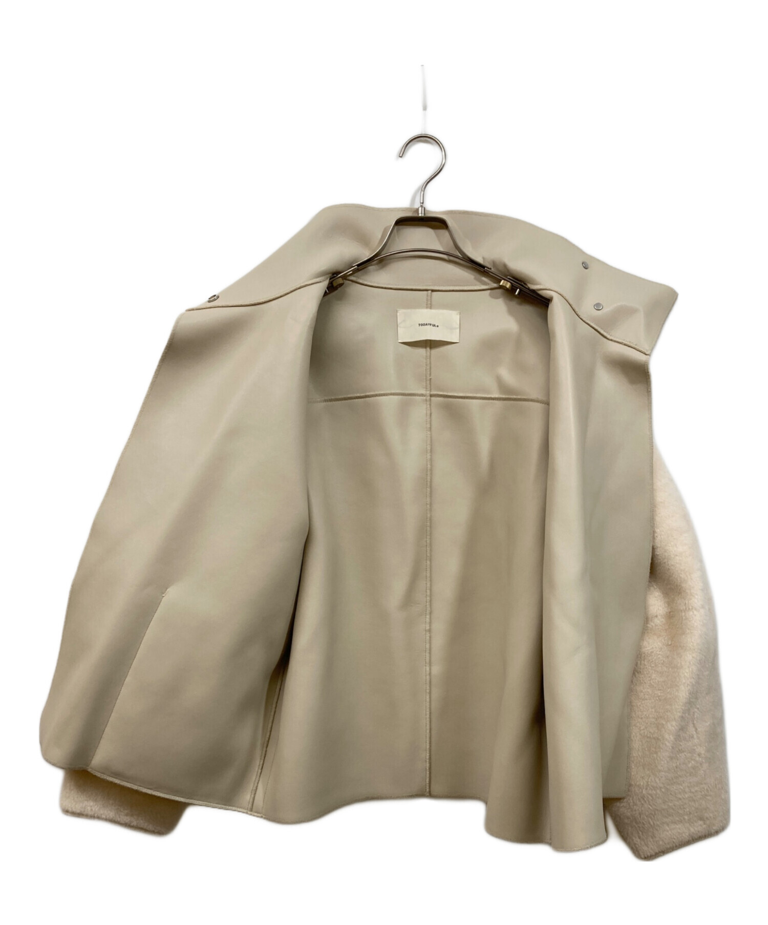 TODAYFUL Standcollar Boa Jacket ベージュ 38 中古・古着通販】TODAYFUL (トゥデイフル) Standcollar Boa Jacket
