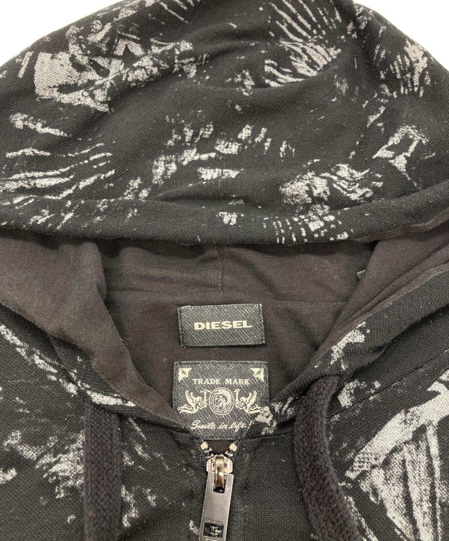中古・古着通販】DIESEL (ディーゼル) ジップパーカー ブラック サイズ