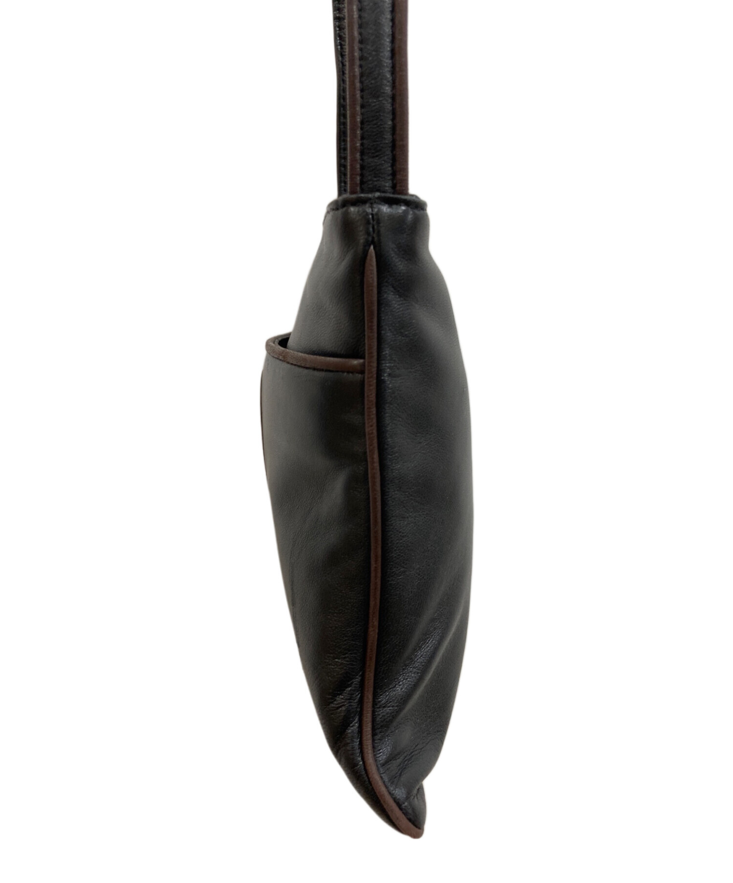 中古・古着通販】LOEWE (ロエベ) レザーポシェットバッグ ブラック 
