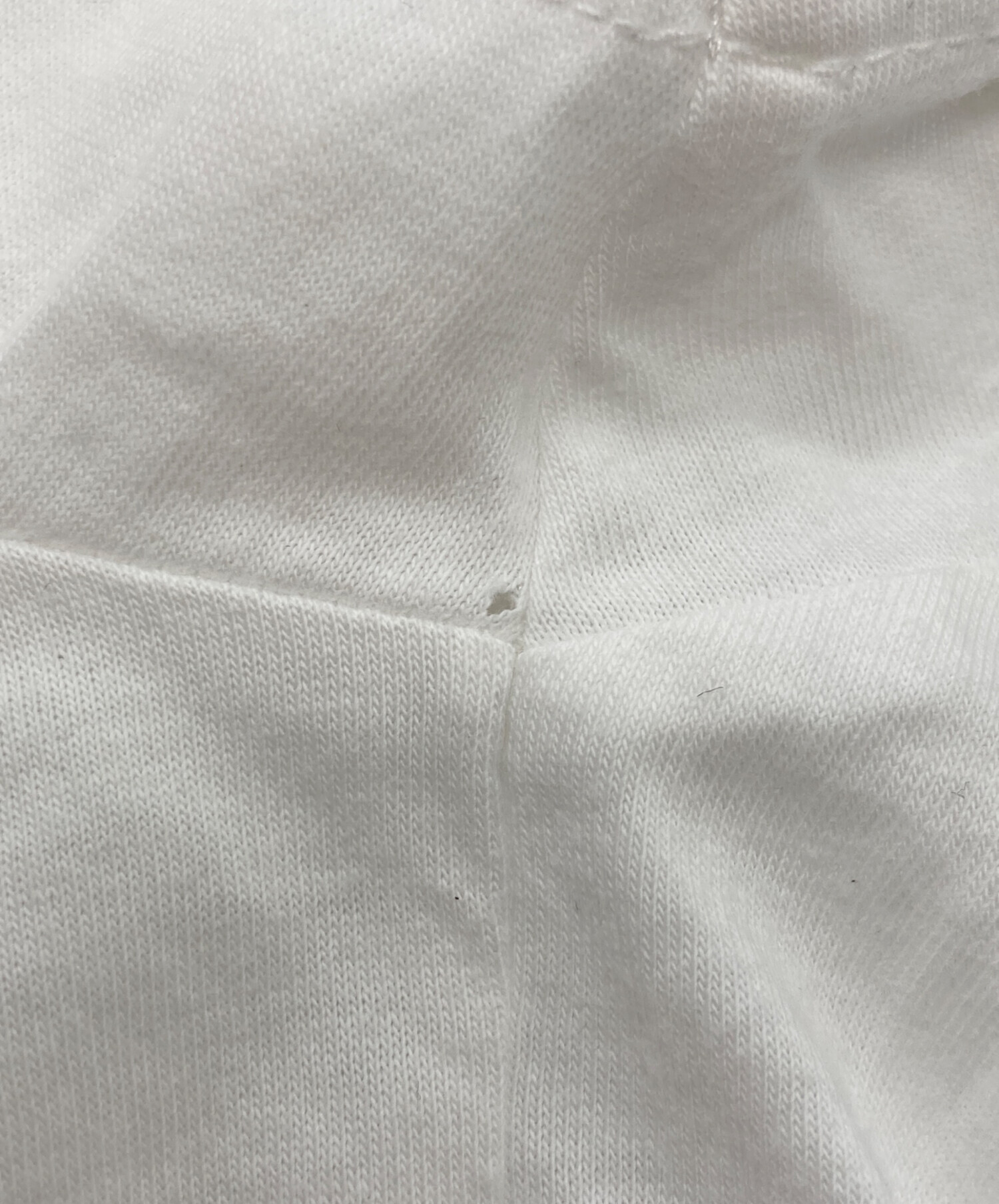 中古・古着通販】PRADA (プラダ) ハートロゴTシャツ ホワイト サイズ