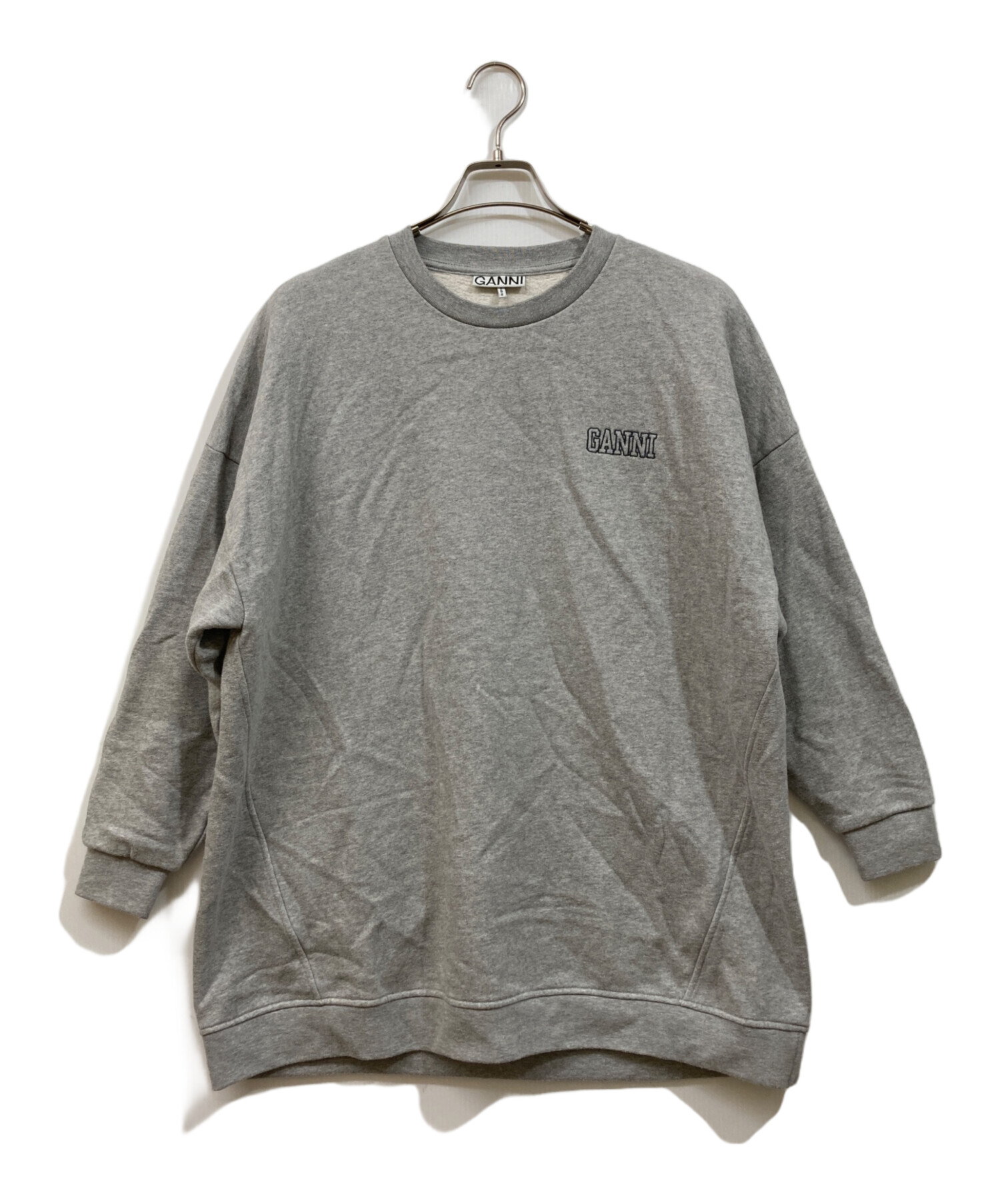 GANNI グレー スウェット 中古・古着通販】GANNI (ガニー) ロゴスウェット グレー サイズ: SIZE