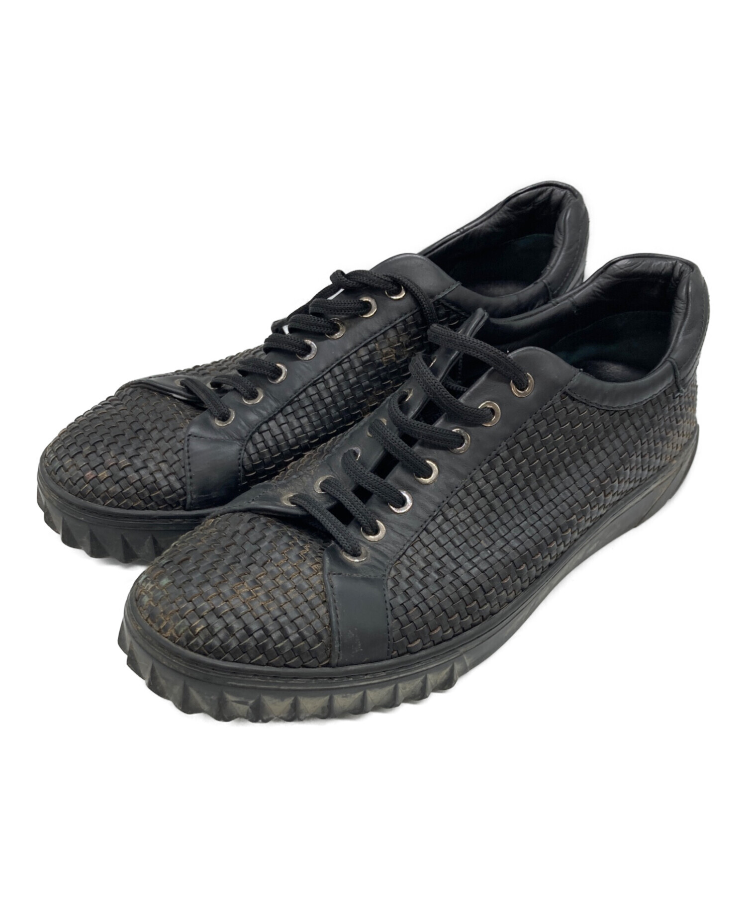 Salvatore Ferragamo ブラックスニーカー6 中古・古着通販】Salvatore Ferragamo (サルヴァトーレ フェラガモ