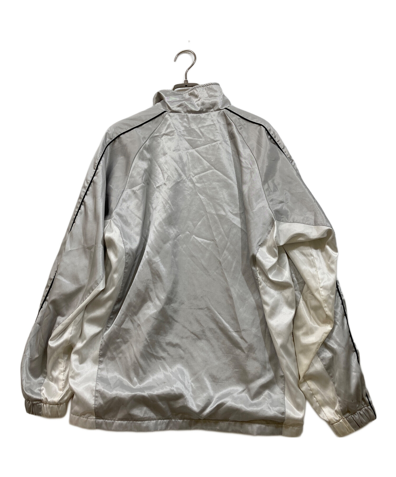 中古・古着通販】NIKE (ナイキ) ジップアップジャケット シルバー