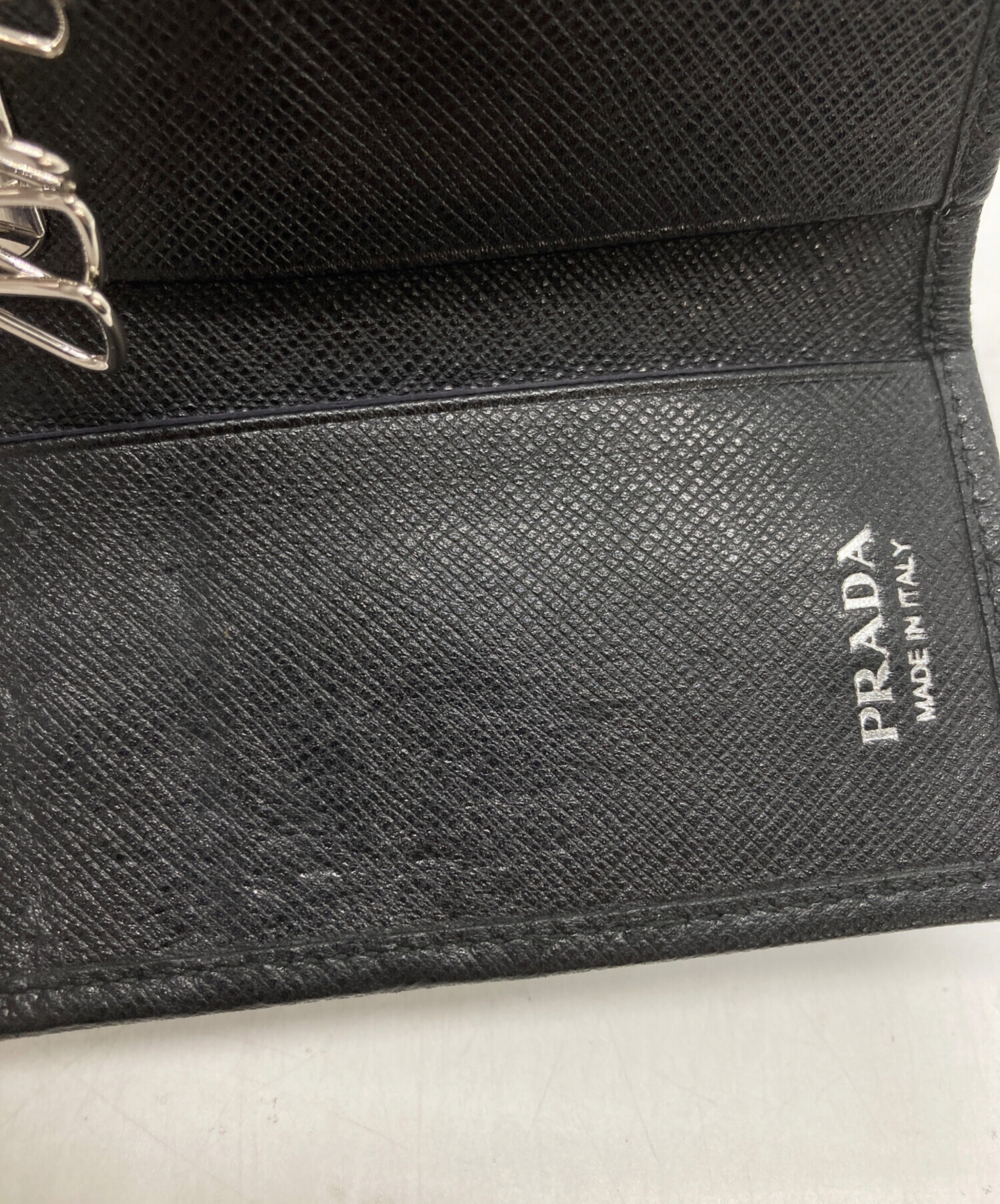 中古・古着通販】PRADA (プラダ) 6連キーケース ブラック｜ブランド