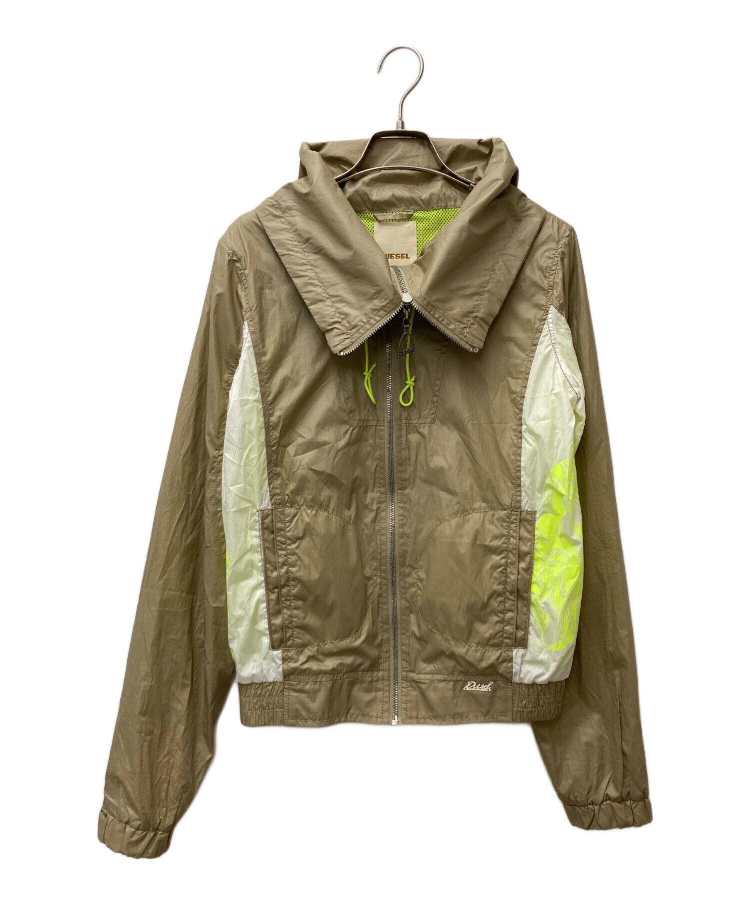 ベ*カ様 DIESEL ナイロンジャケット ホワイト・ベージュ DIESEL ナイロンジャケット ベージュ ベ*カ様 DIESEL ナイロン