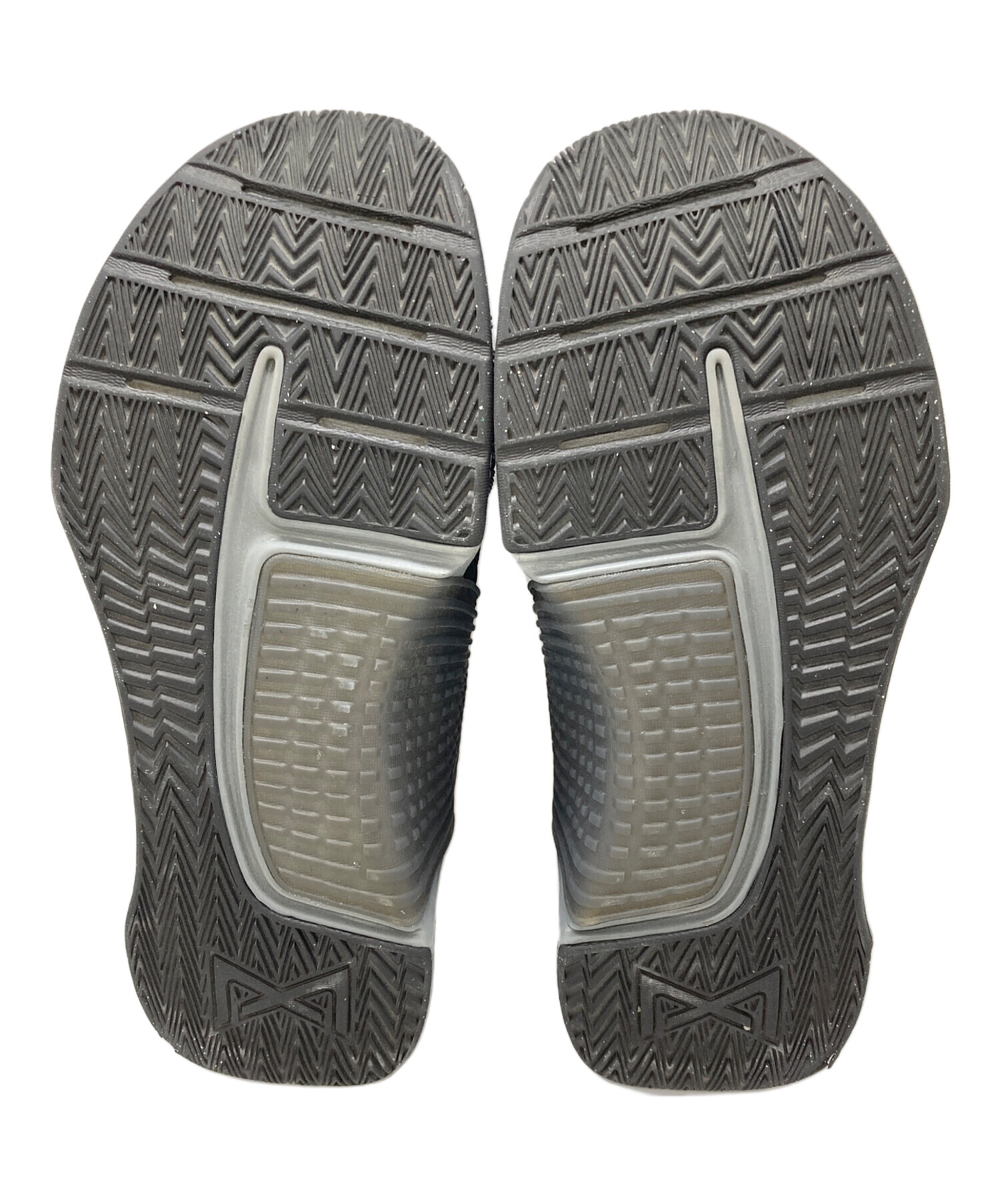 中古・古着通販】NIKE (ナイキ) メトコン9 DZ2617-001 ブラック サイズ