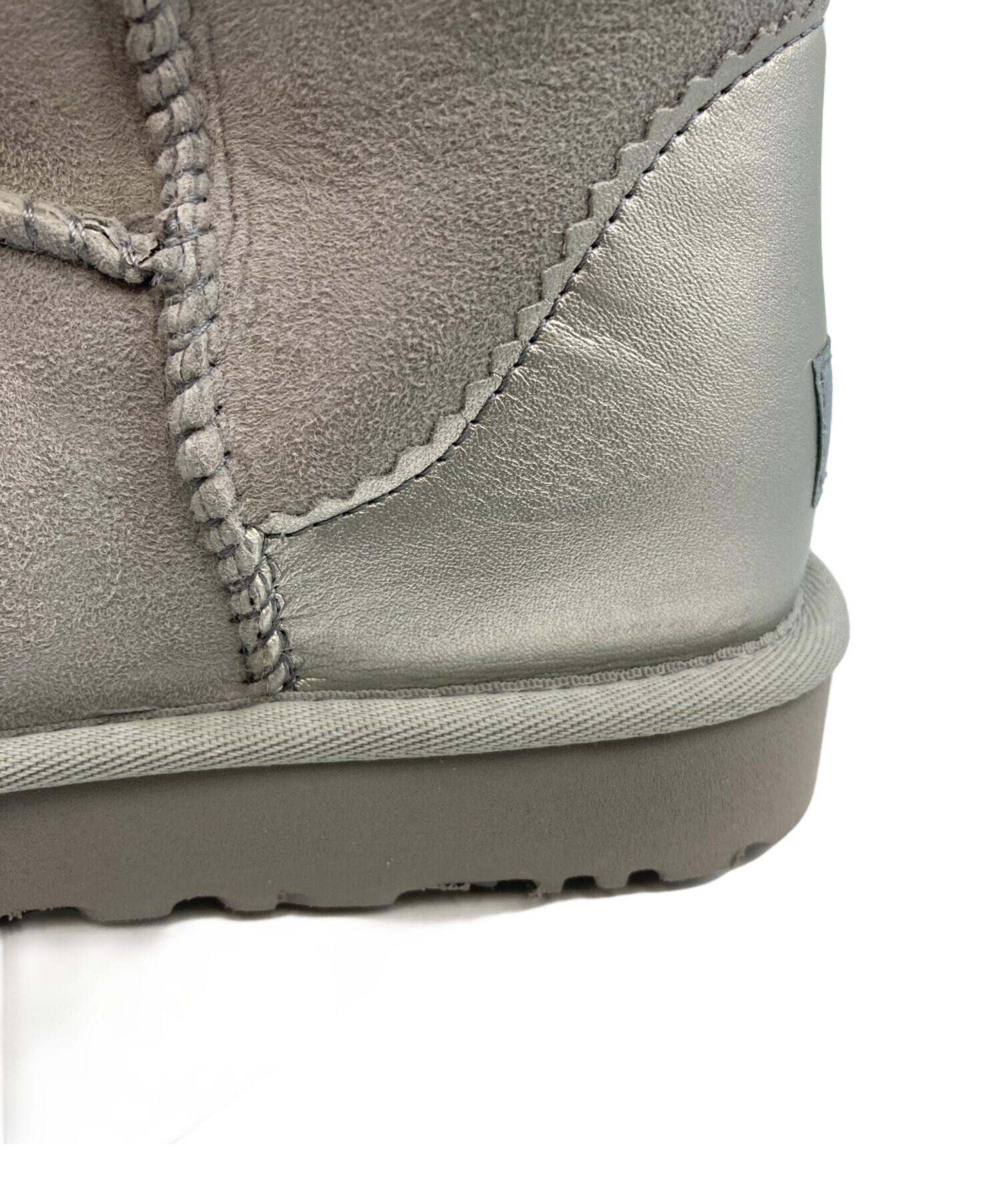 る*ぃ様 新品未使用UGG ムートンブーツ グレー 中古・古着通販】UGG (アグ) ムートンブーツ グレー サイズ:24 未使用