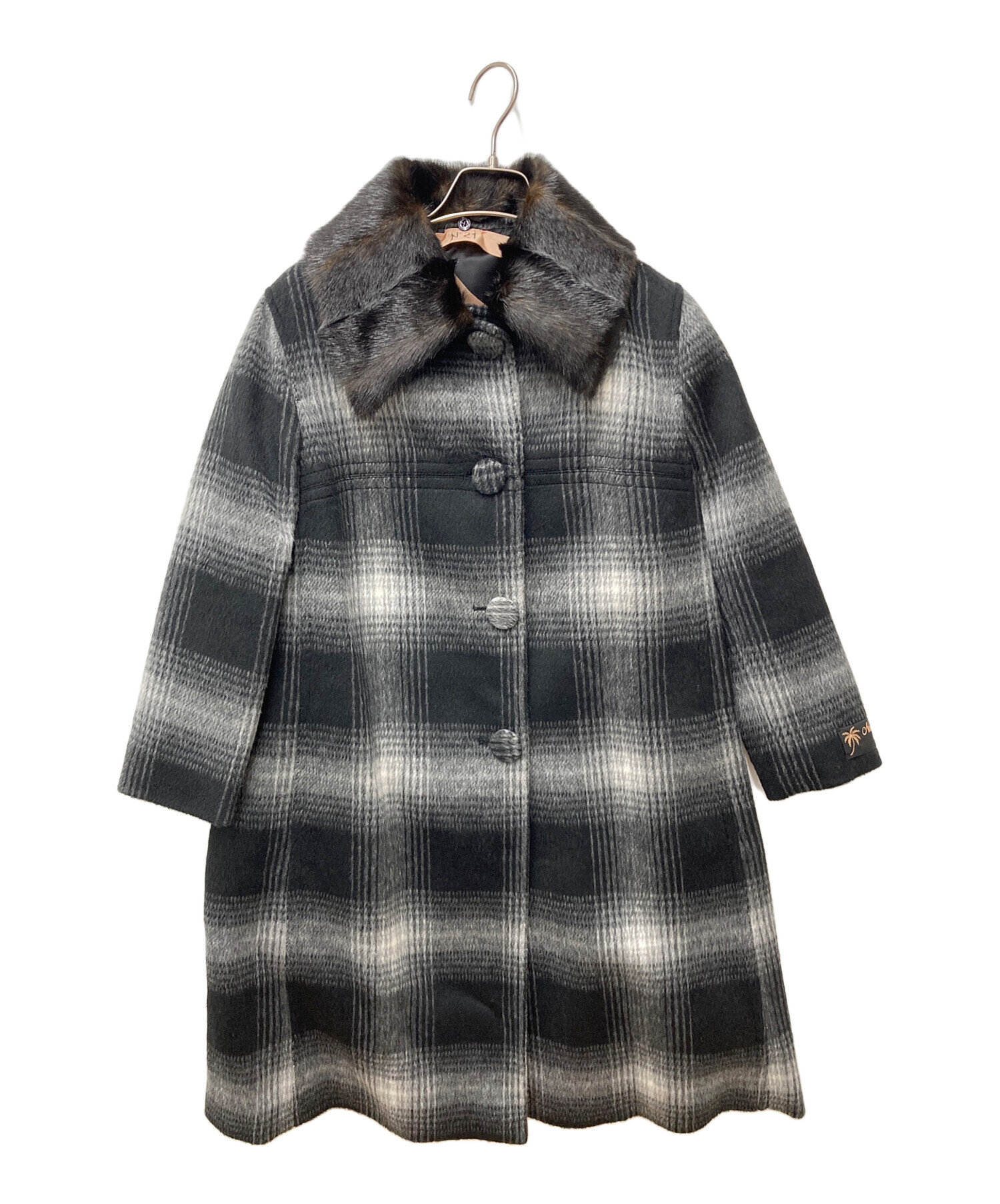 中古・古着通販】N°21 (ヌメロヴェントゥーノ) ファー襟付きコート 241