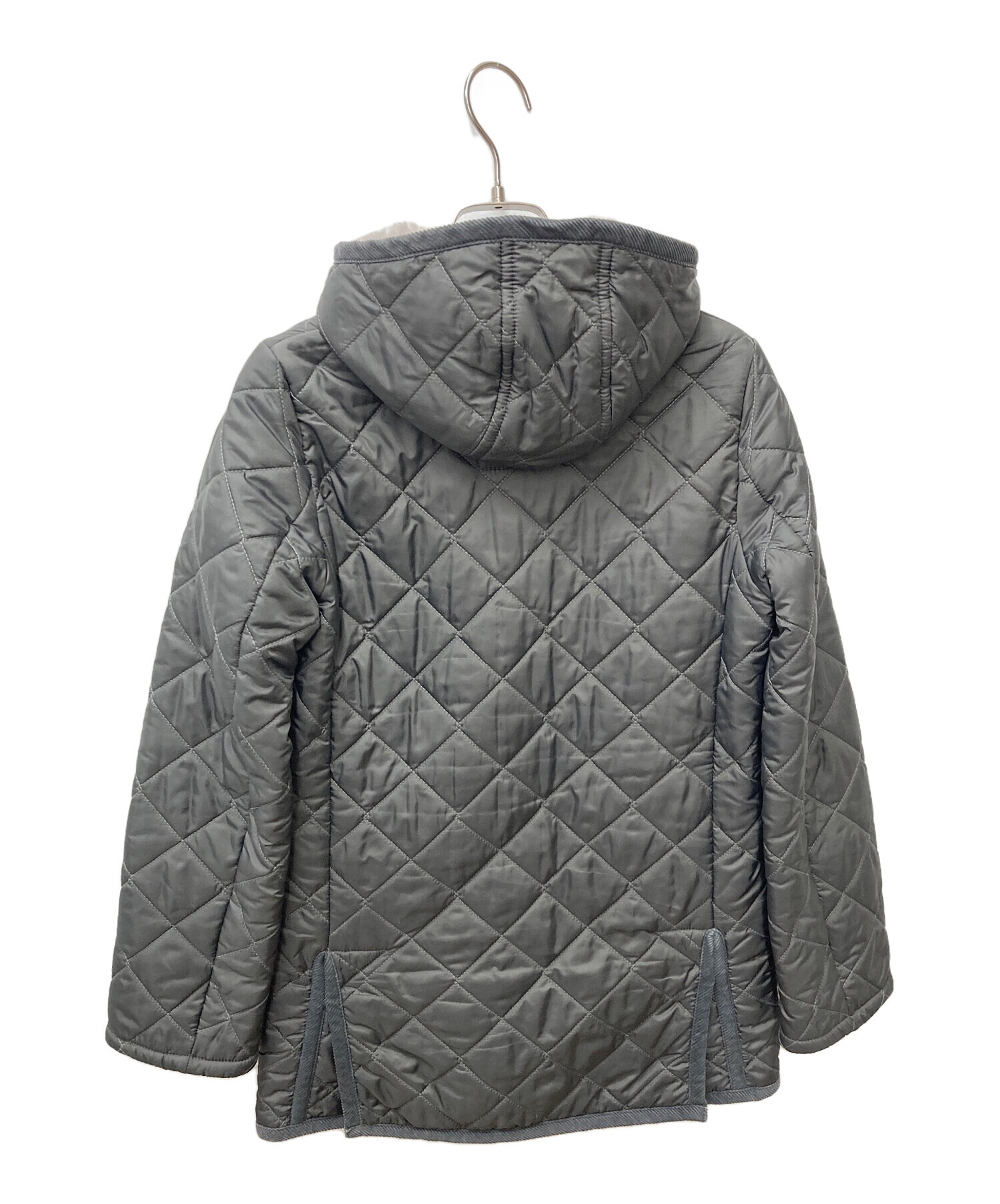 美品✨英国製 LAVENHAM キルティング 裏ボア ラウンドカラー グレー 